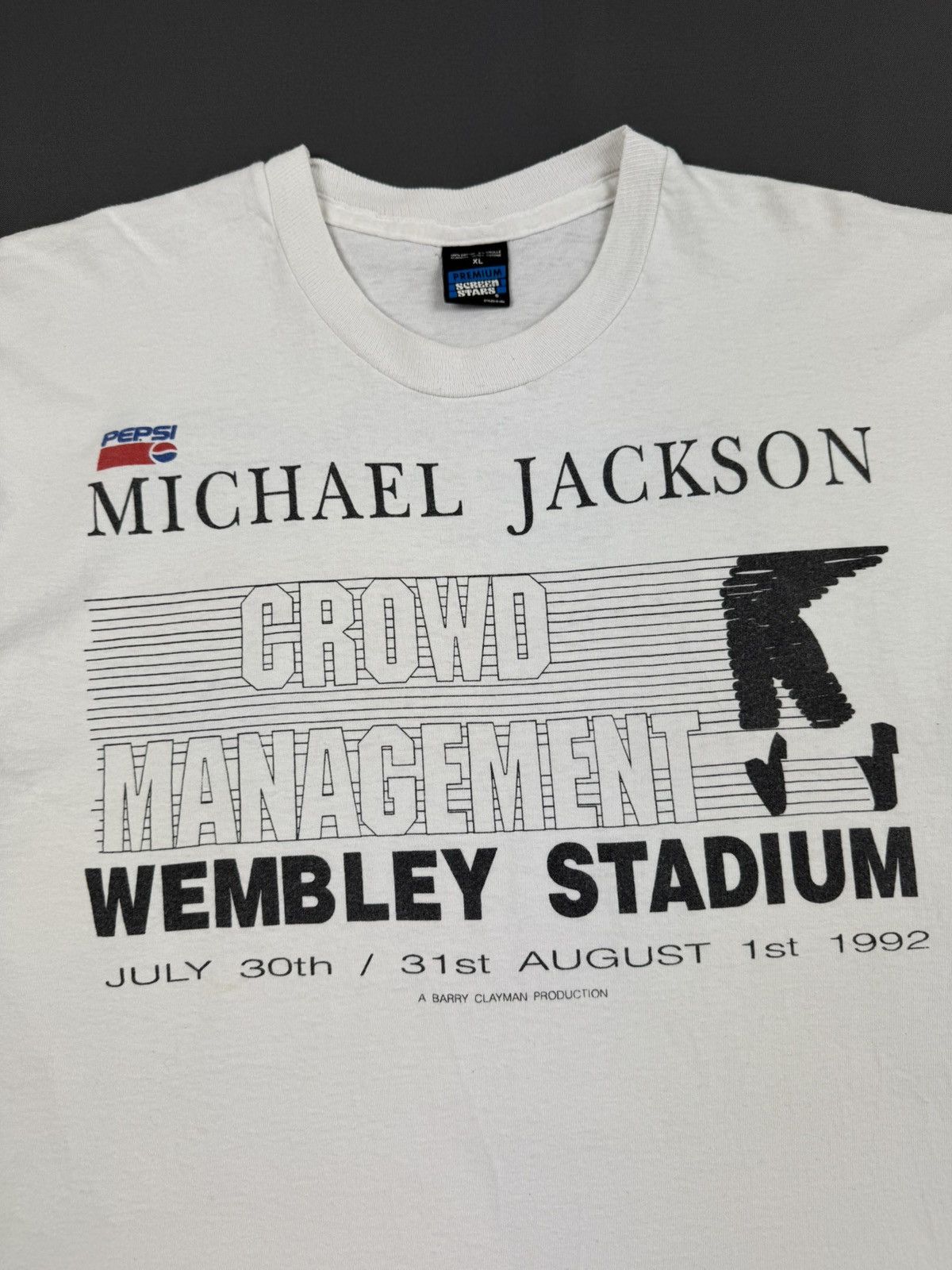 Band Tees × Michael Jackson × Vintage 1992 Vintage Michael Jackson Wembley Stadium Rare T-Shirt Size US XL / EU 56 / 4 - 4 Thumbnail