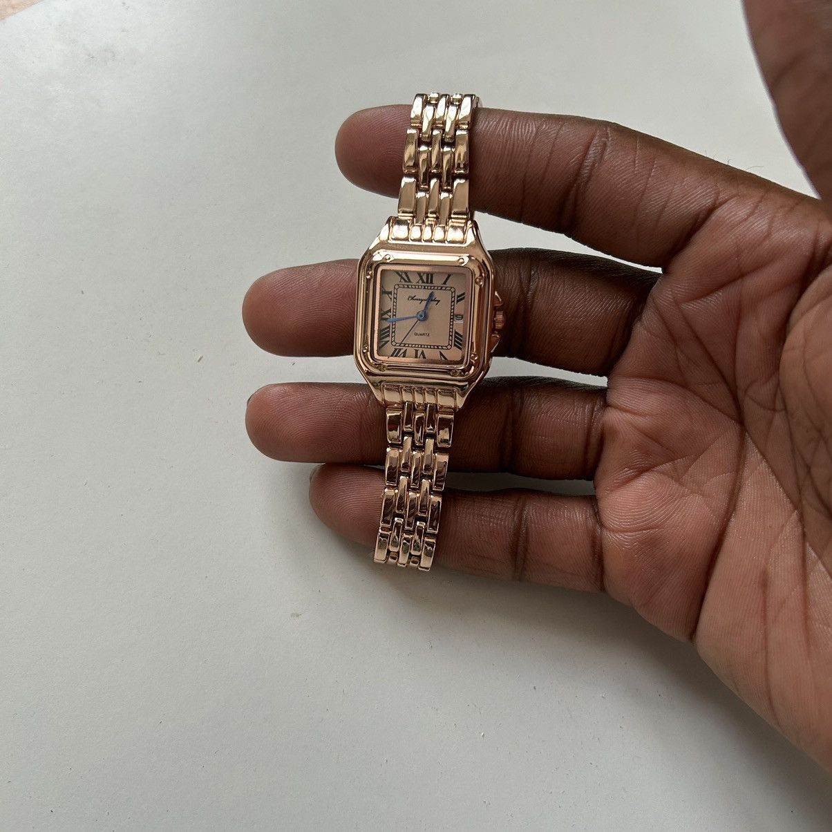 Vintage Vintage 90s retro luxury style quartz rose gold watch Size ONE SIZE - 3 Thumbnail