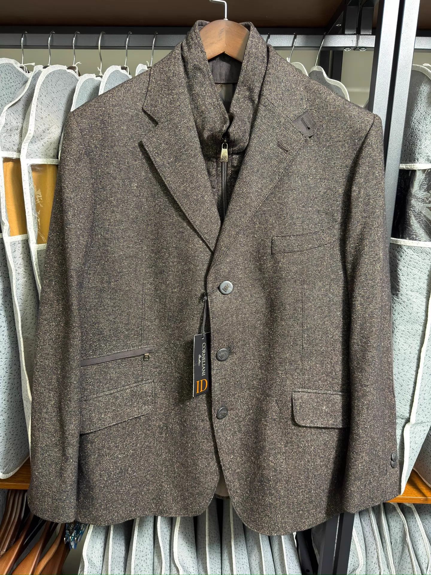Corneliani Corneliani Slim Fit Detachable Lining Suit Jacket 54 Size 54R - 1 Thumbnail