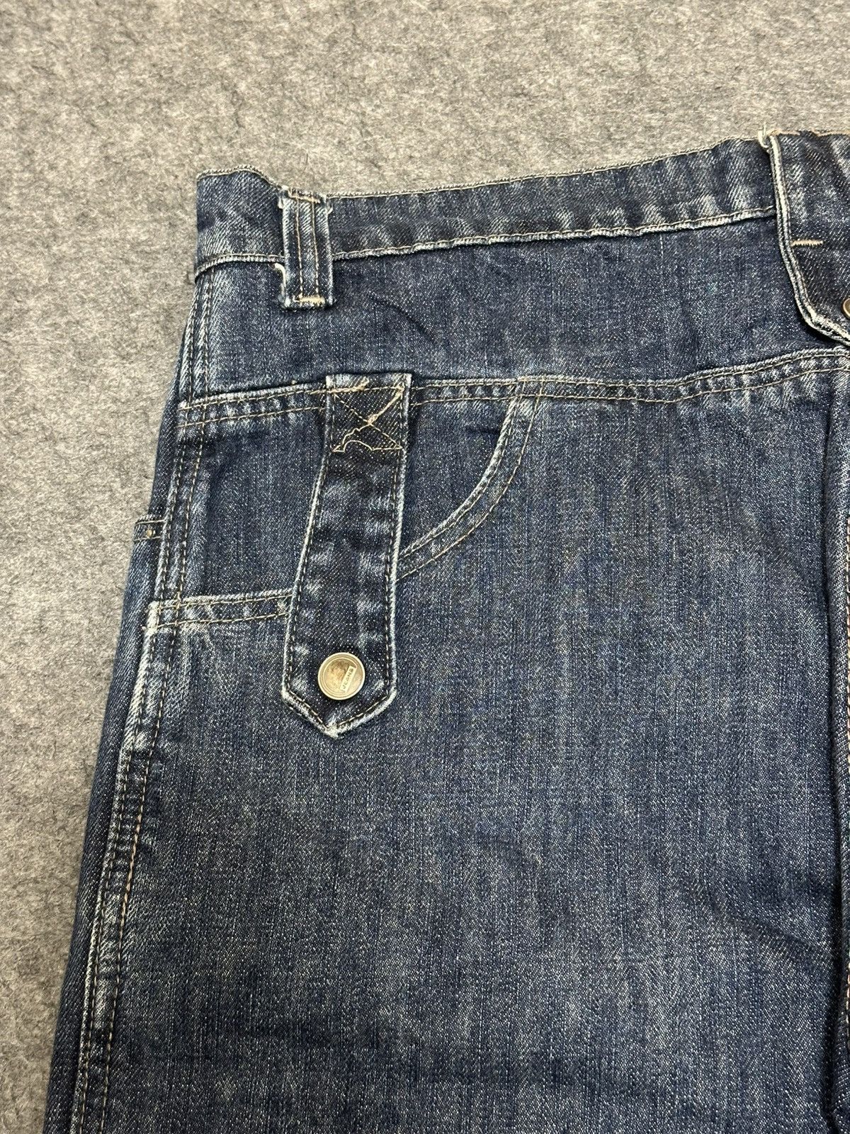 Independent Truck Co. Independent brand denim shorts baggy popular in Y2K skate. Size US 34 / EU 50 - 5 Thumbnail