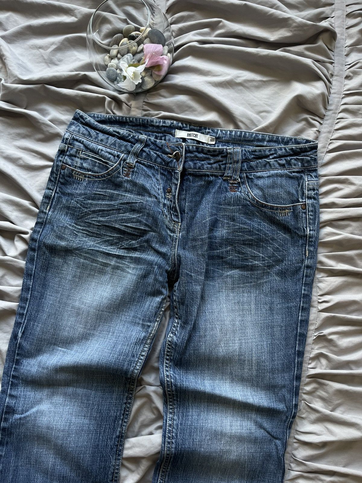 Japanese Brand Vintage Baggy Mud Washed Jeans Faded Denim Flared Wide Japan Size US 34 / EU 50 - 3 Thumbnail