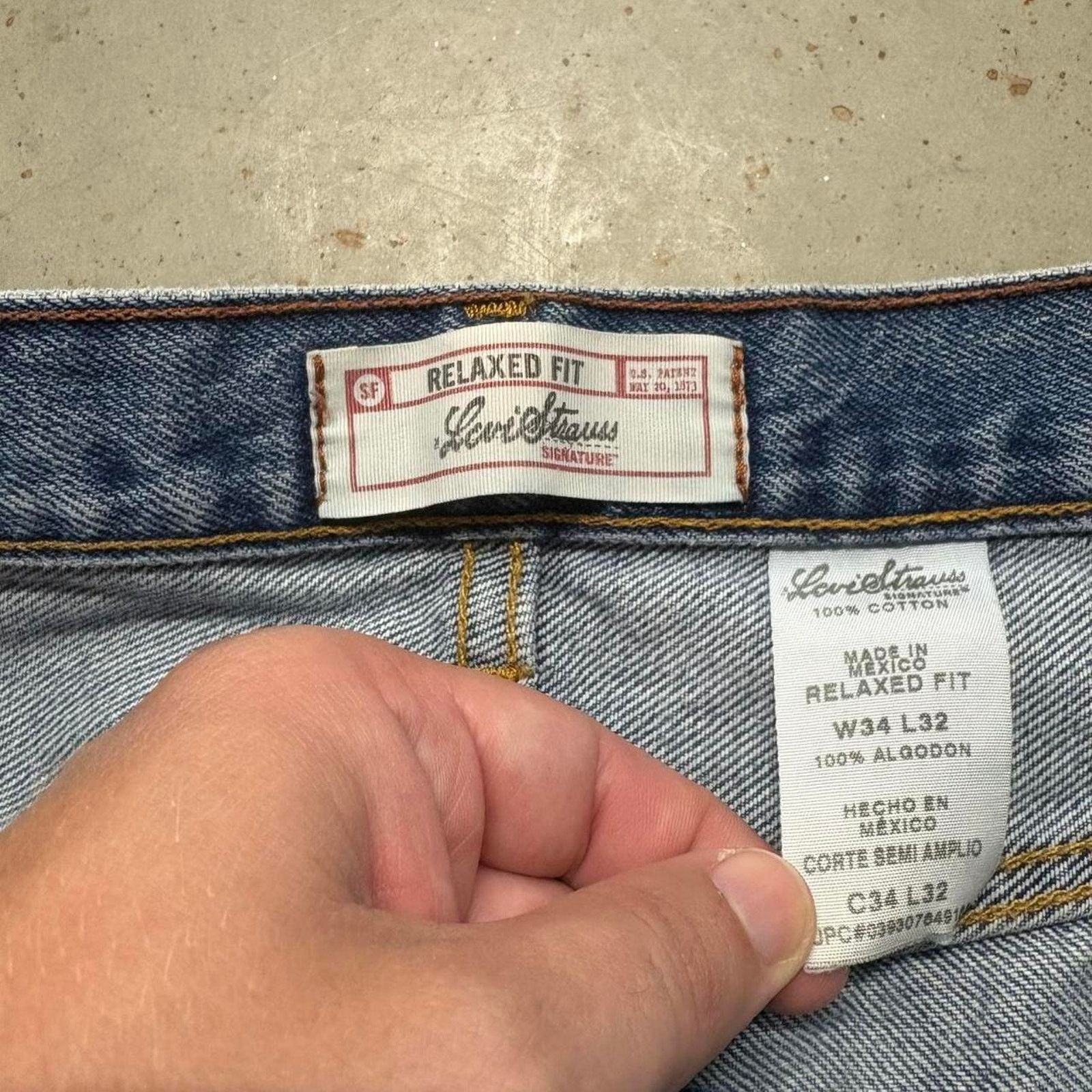 Japanese Brand × Levi's × Vintage Crazy Vintage Y2K Levi's Signature Relaxed Baggy Denim Jeans Size US 34 / EU 50 - 7 Thumbnail