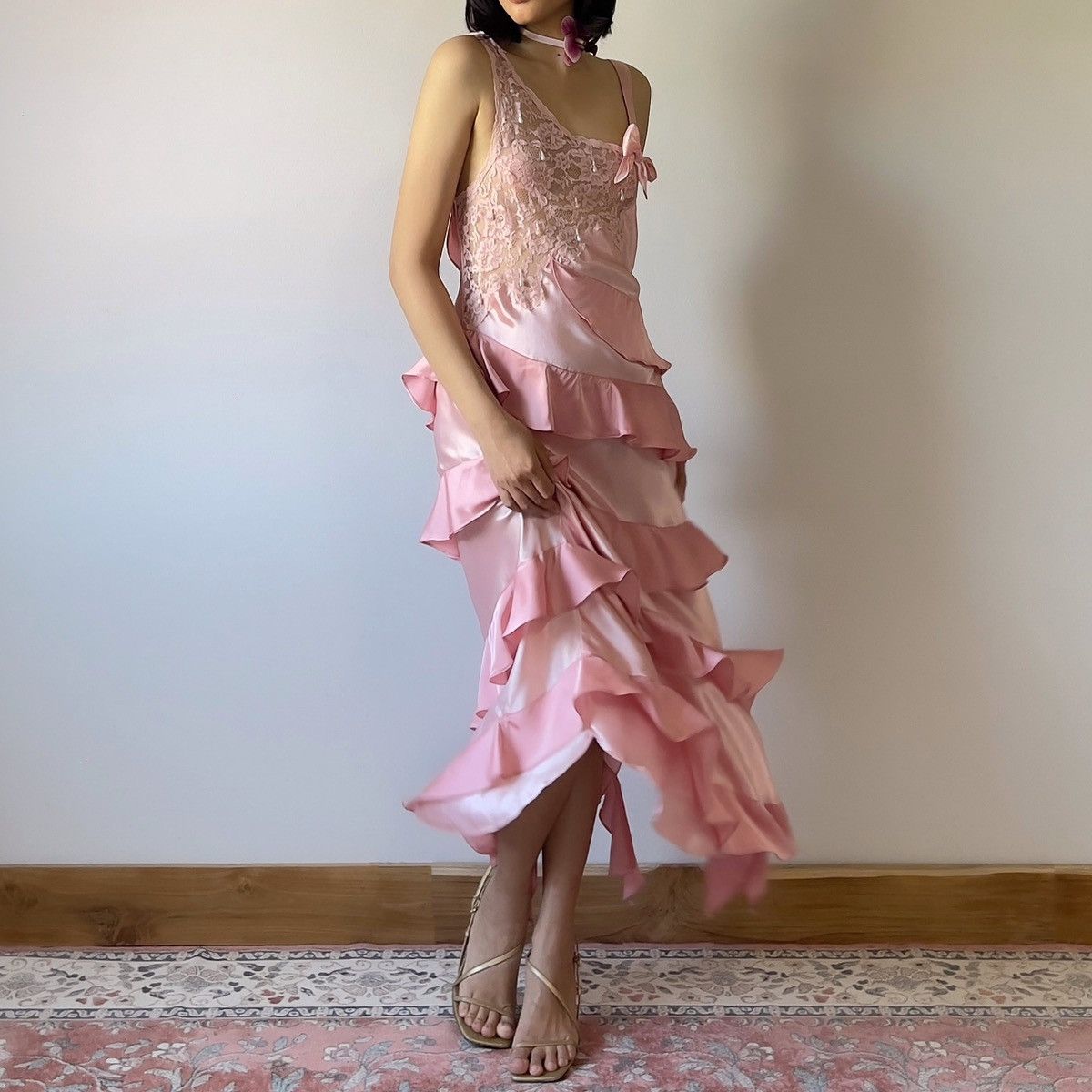 Victoria's Secret × Vintage Vintage VS Pink Ruffle Satin Dress (Small) Size S / US 4 / IT 40 - 3 Thumbnail