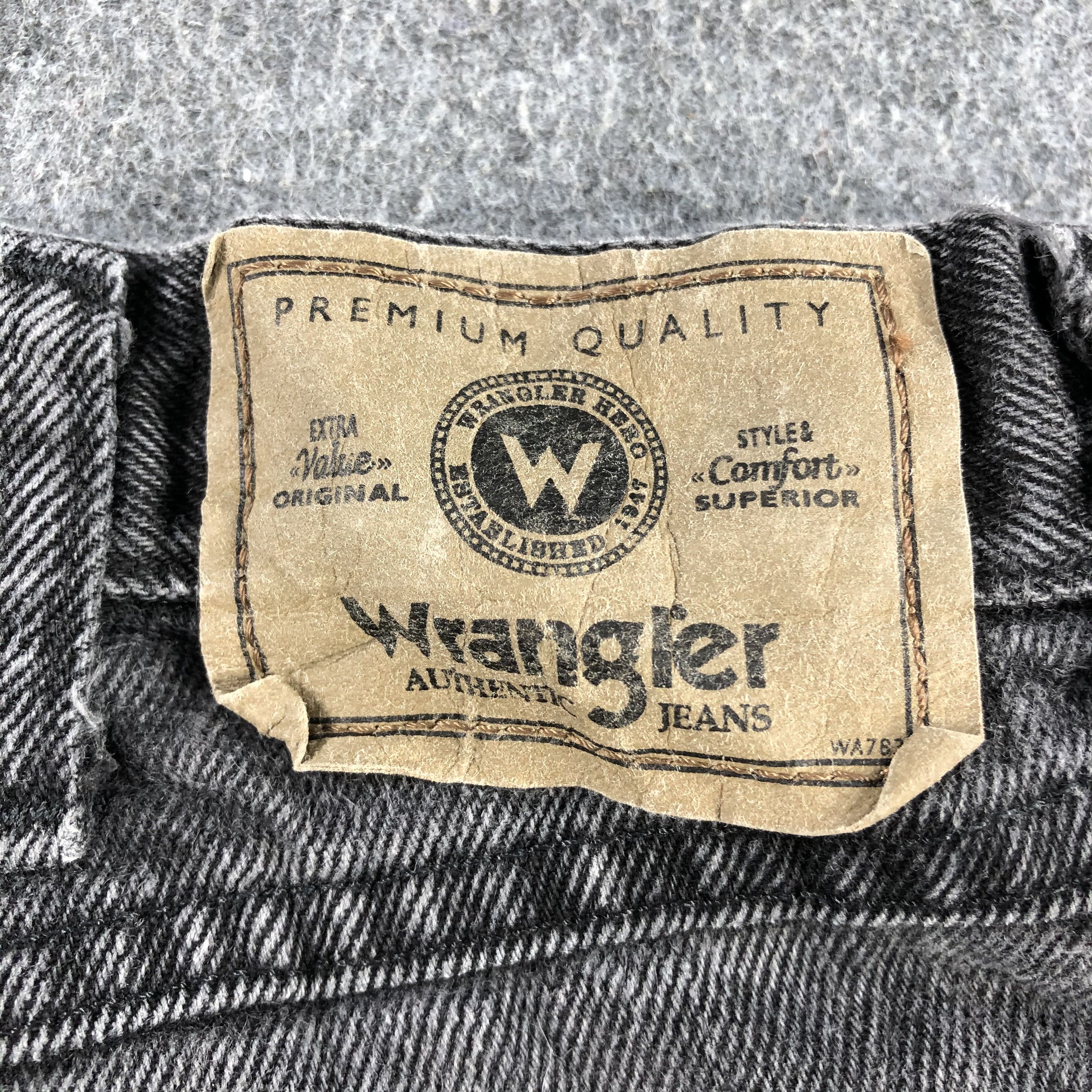 Vintage Vintage Faded Black Wrangler Jeans-J2294 Size US 33 - 5 Thumbnail