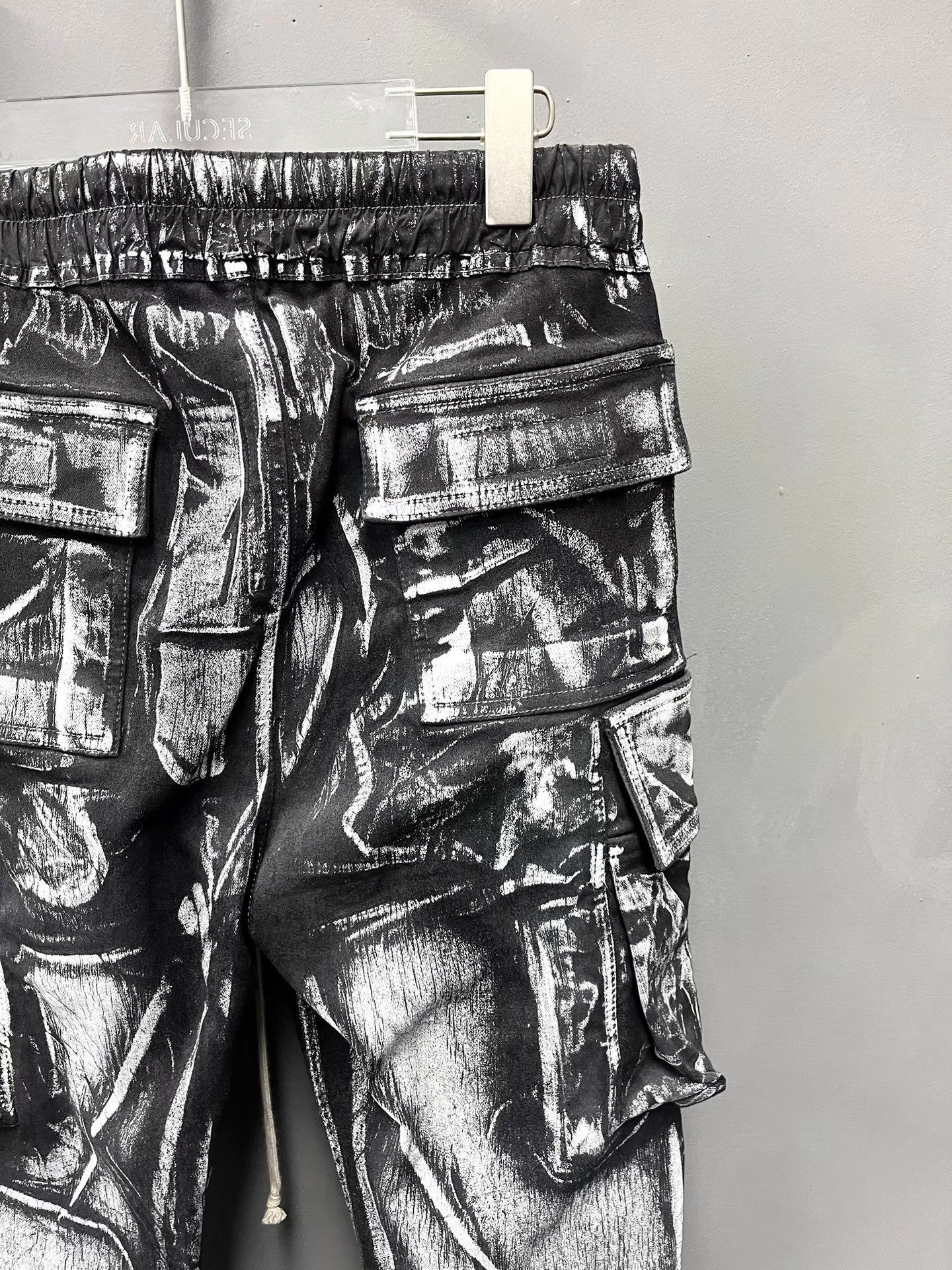 Rick Owens Rick Owens Painted Cargo Pants K34 Size US 35 - 6 Thumbnail
