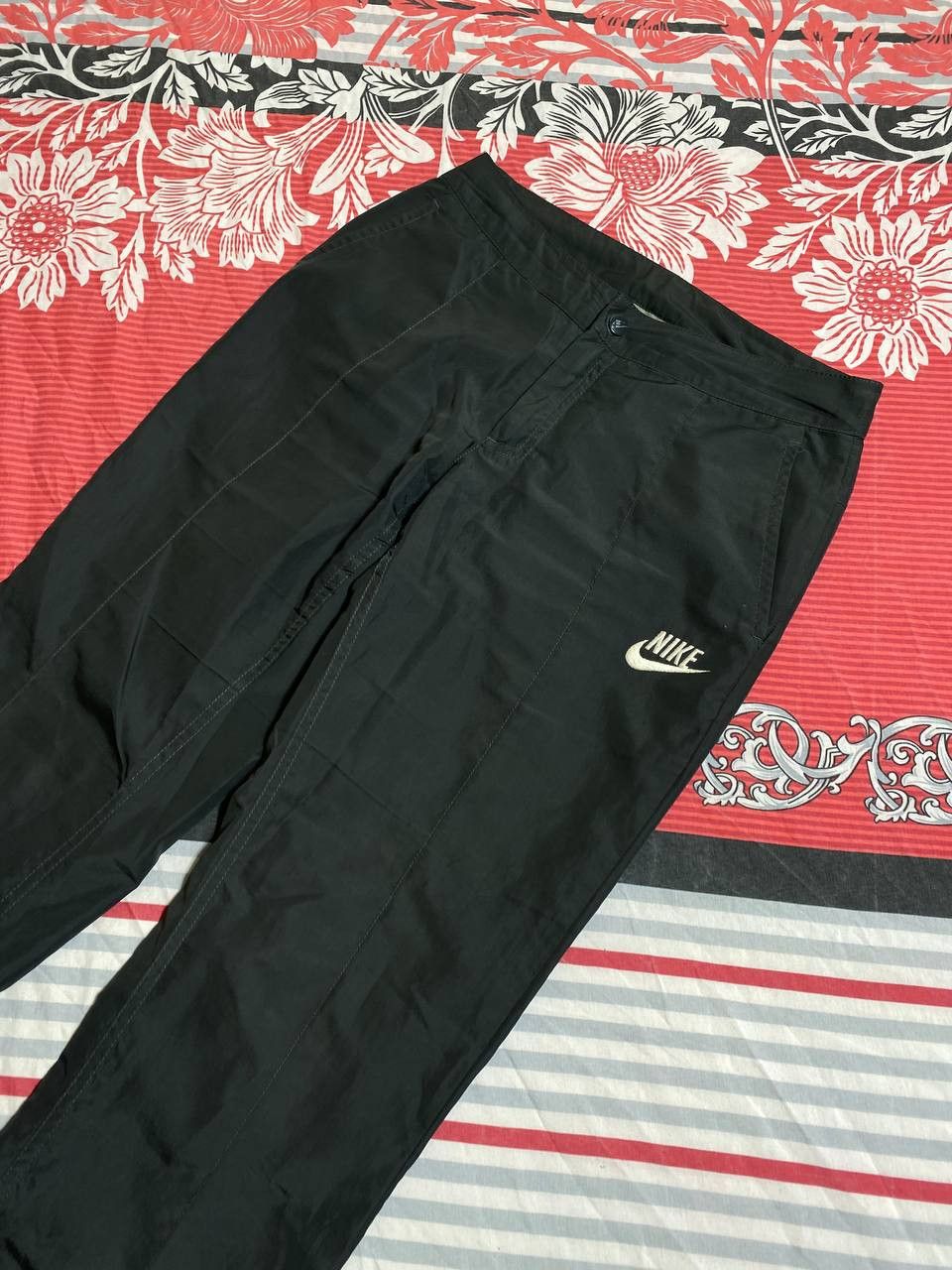 Nike × Vintage Vintage Nike Baggy Track Pants Y2K Drill Sweatpants USA 90s Size US 30 / EU 46 - 24 Thumbnail