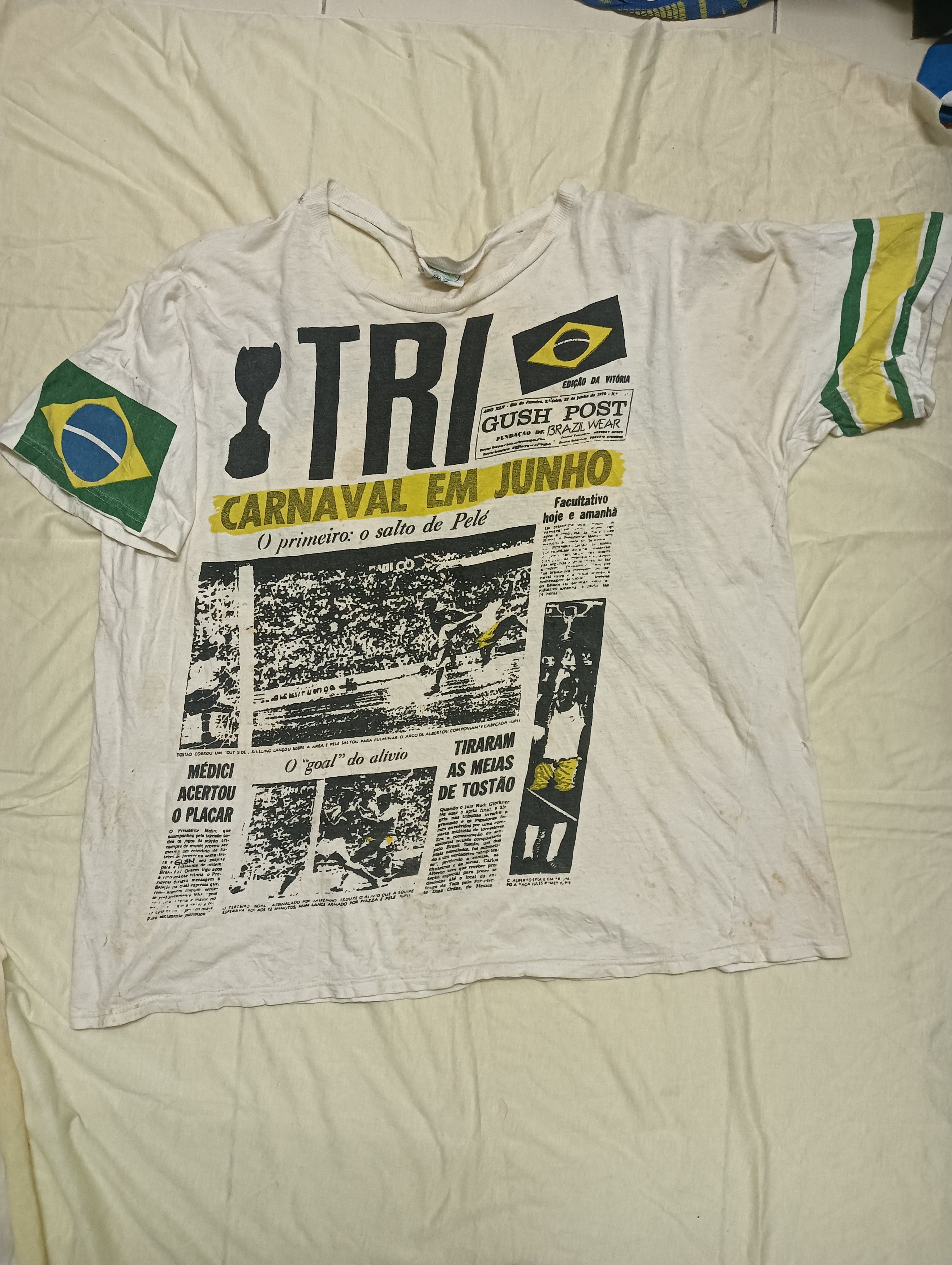 Other vintage Pele football legend newspaper print Size US XL / EU 56 / 4 - 2 Thumbnail