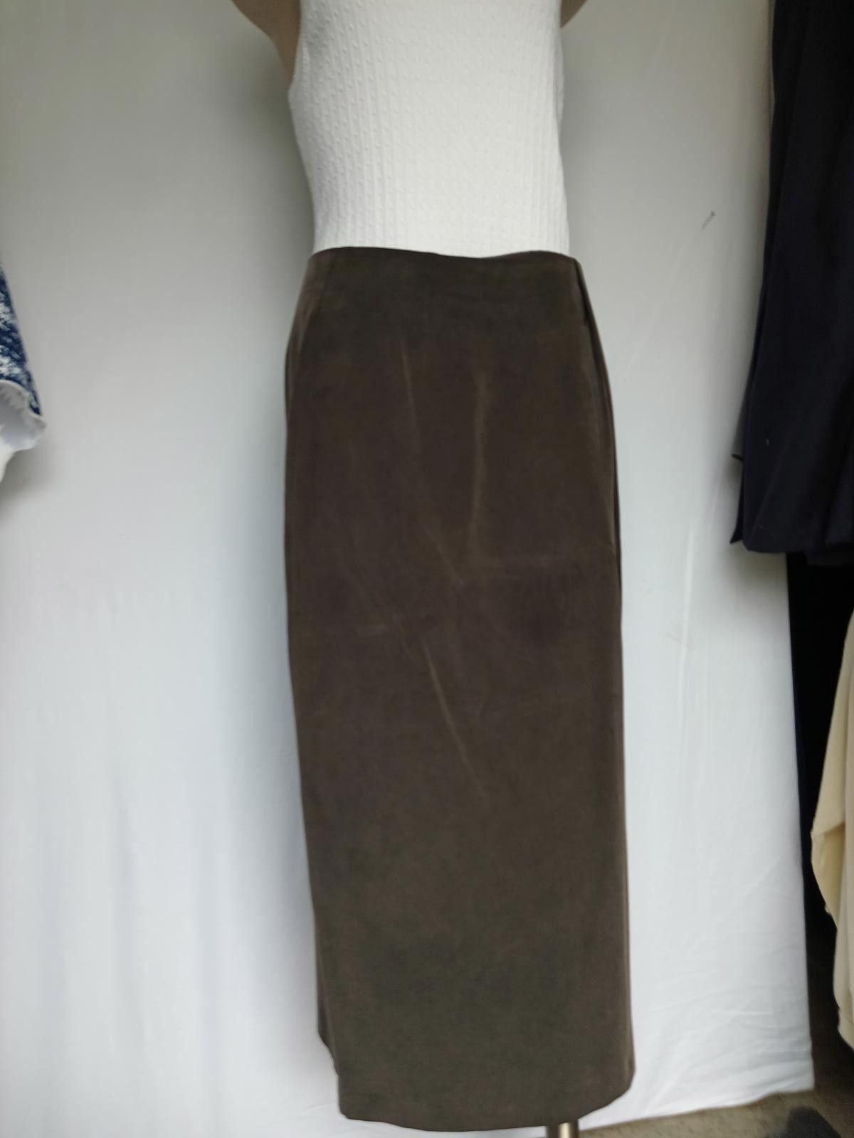 Chaps Ralph Lauren Chaus Women's Brown Suede Midi Skirt - Size 8 Size 30" / US 8 / IT 44 - 1 Thumbnail