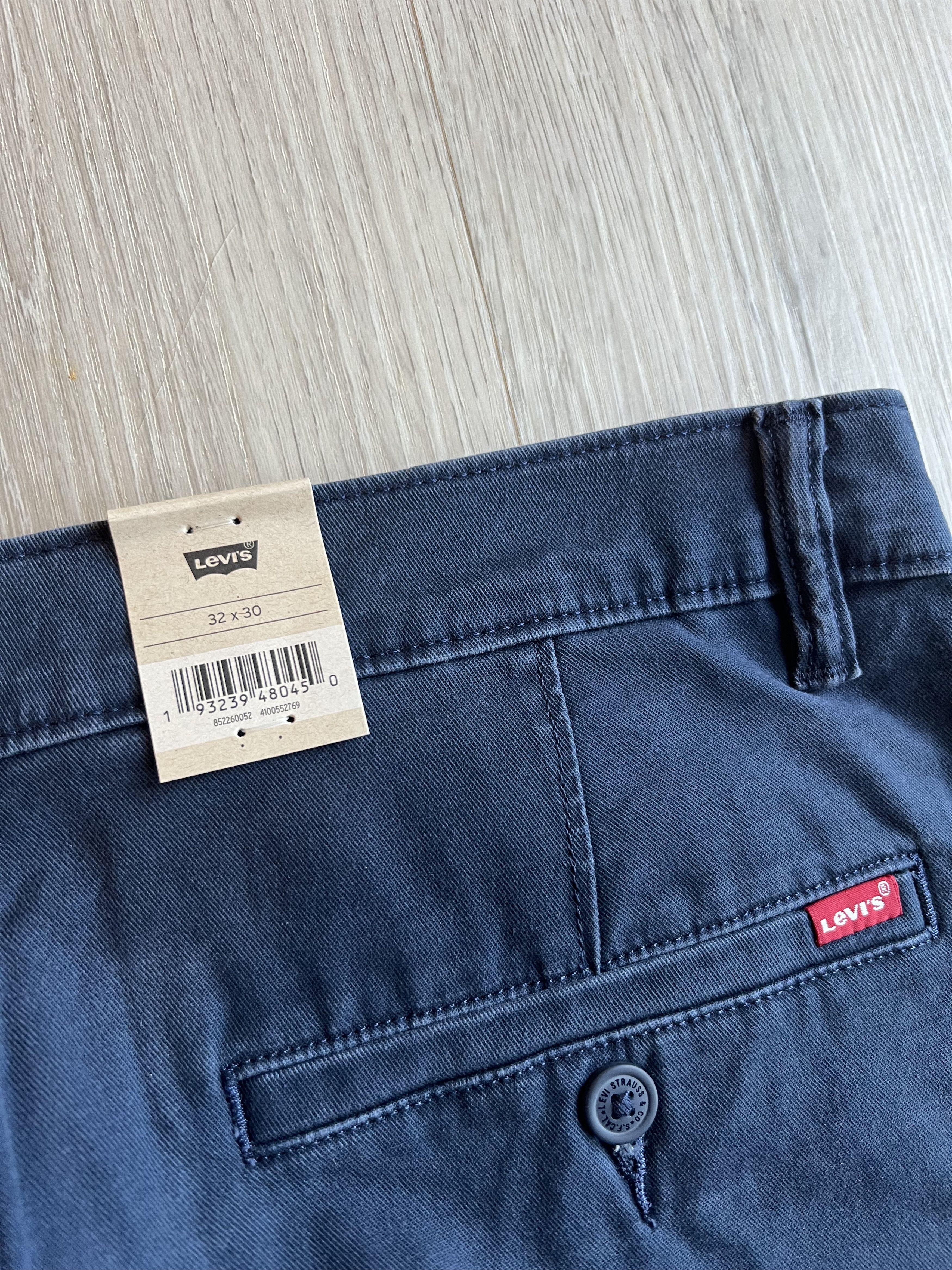 Levi's Standard fit Tapered Chino Pants / Navy Work Wear Size US 32 / EU 48 - 3 Thumbnail