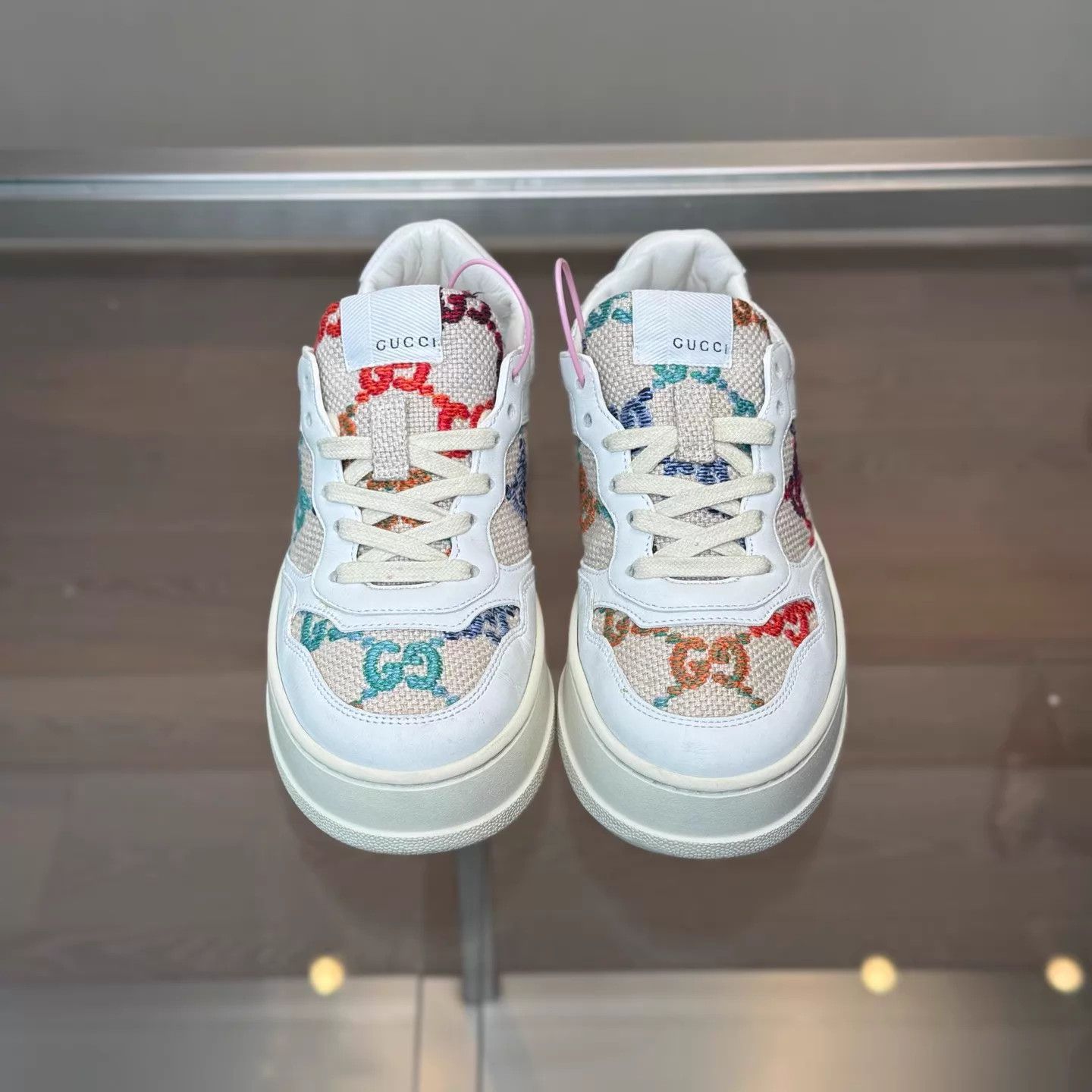 Gucci Gucci Women's White Embroidered GG Biscuit Sneakers Size US 5.5 / IT 35.5 - 2 Thumbnail