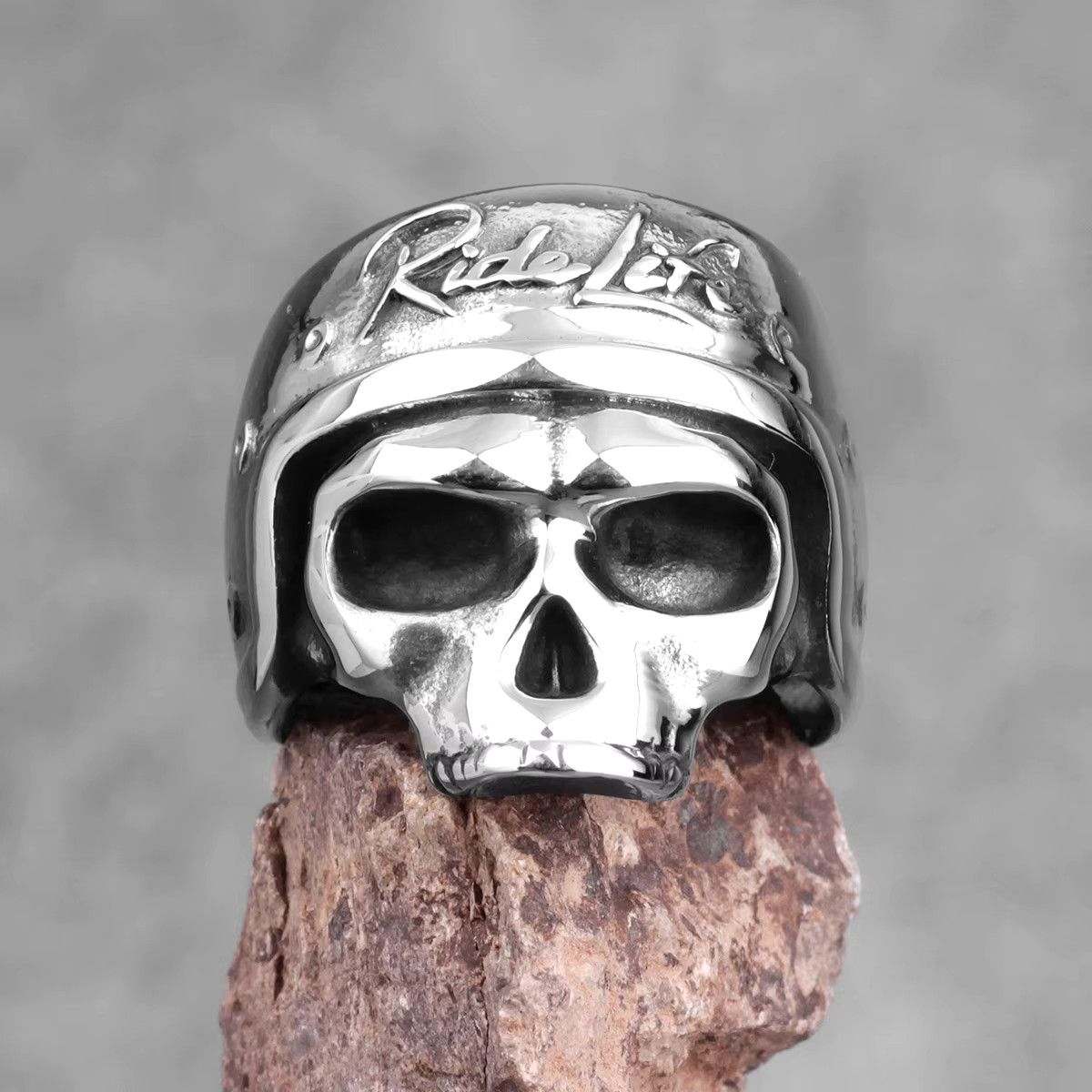 Jewelry Rider Life Skull Ring Size ONE SIZE - 3 Thumbnail