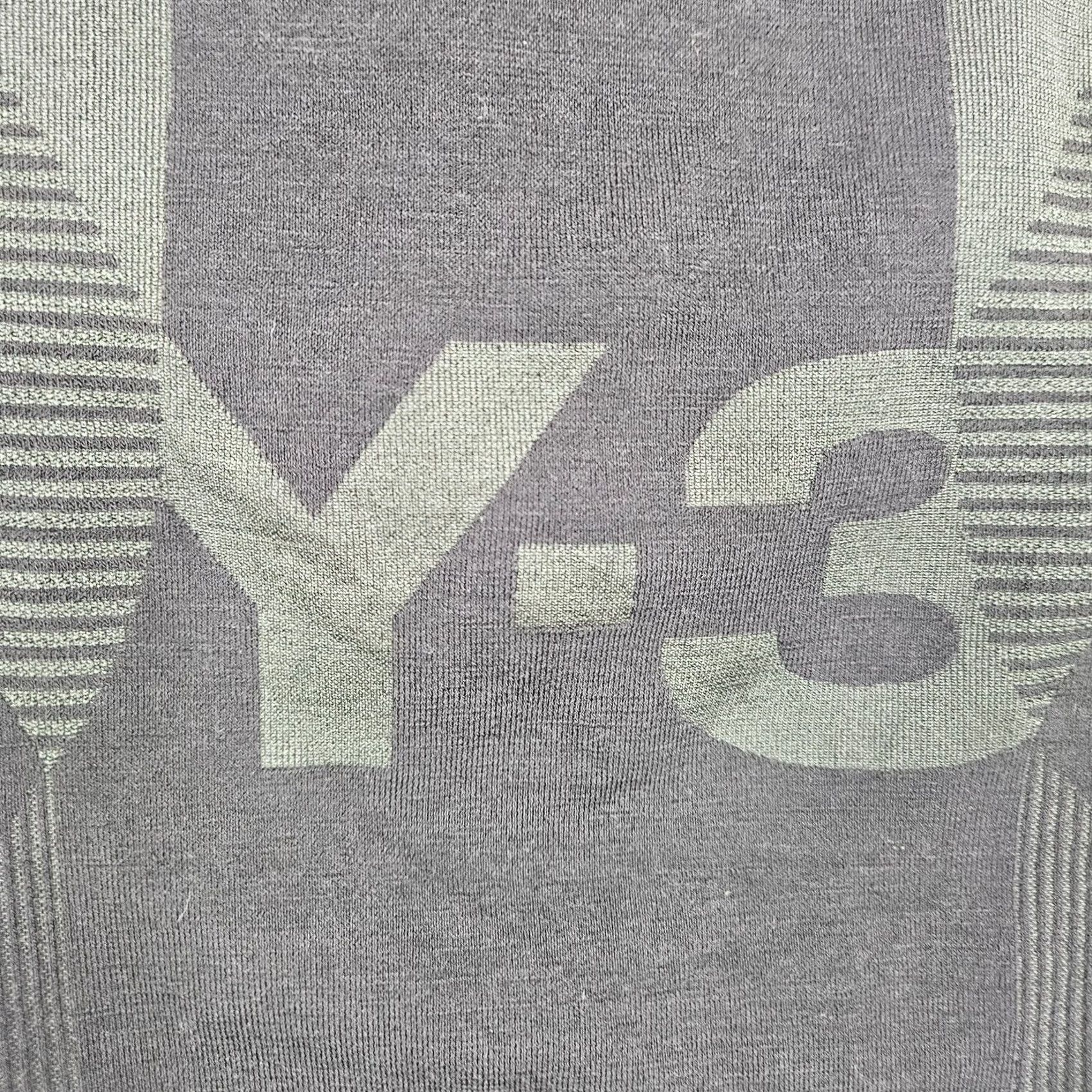 Yohji Yamamoto Y-3 Yohji Yamamoto Seamless Women's Crop Rib Knit Sport Top XS Black Crop Top Womens XS Knit Sportswear Casual Sleeveless V-Neck Size XS / US 0-2 / IT 36-38 - 5 Thumbnail