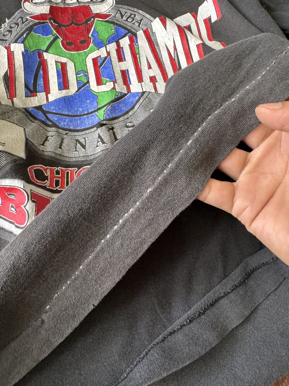 NBA Vintage chicago bull world champion 1991/1992 Size US XL / EU 56 / 4 - 7 Thumbnail