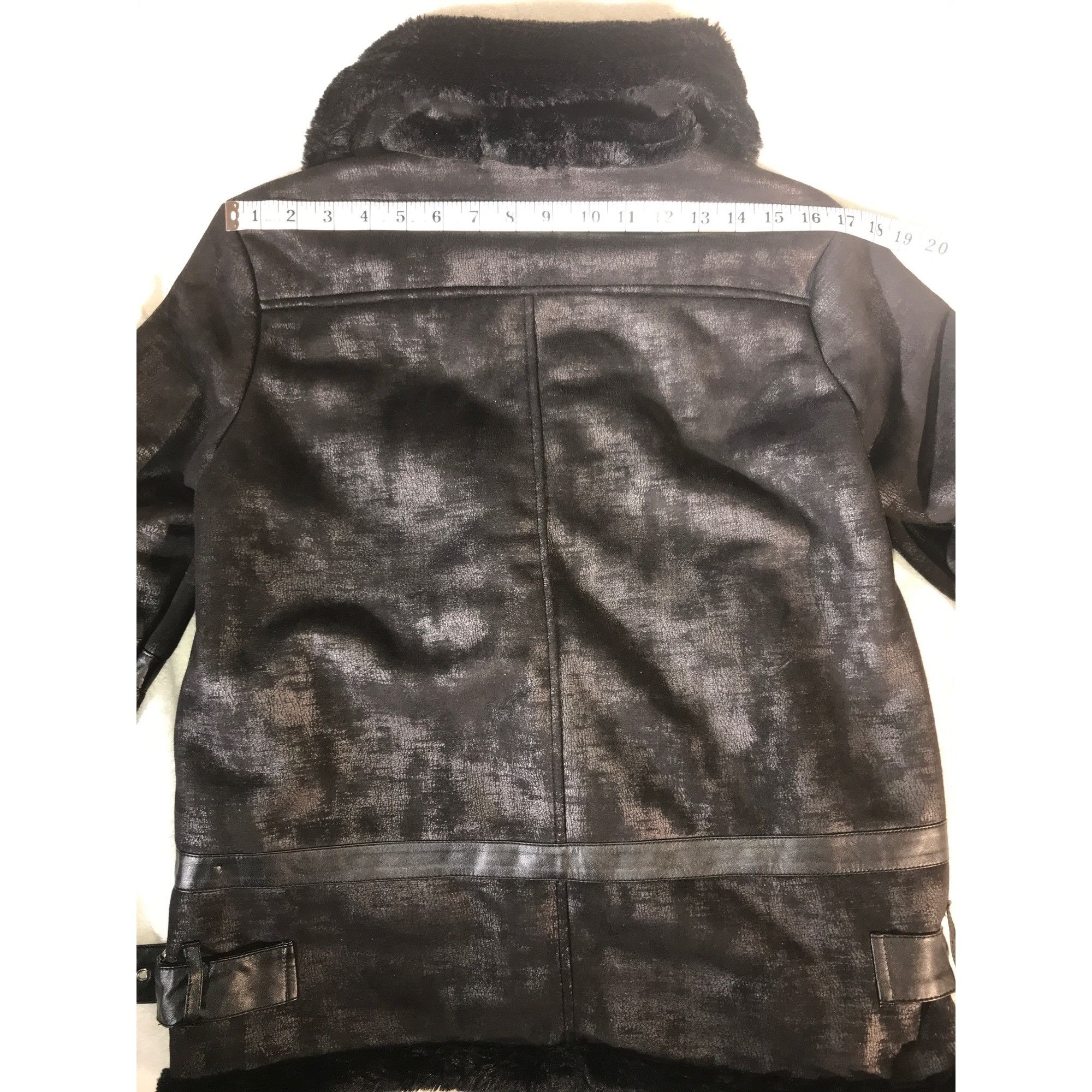 Other Sleek Chic Black Faux Leather & Fur Women's Zip Up Moto Coat Size M / US 6-8 / IT 42-44 - 7 Thumbnail
