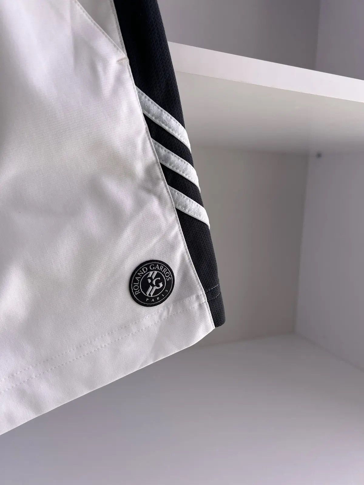 Adidas × Vintage Vintage Adidas Roland Garros Paris Shorts Size US 30 / EU 46 - 5 Thumbnail