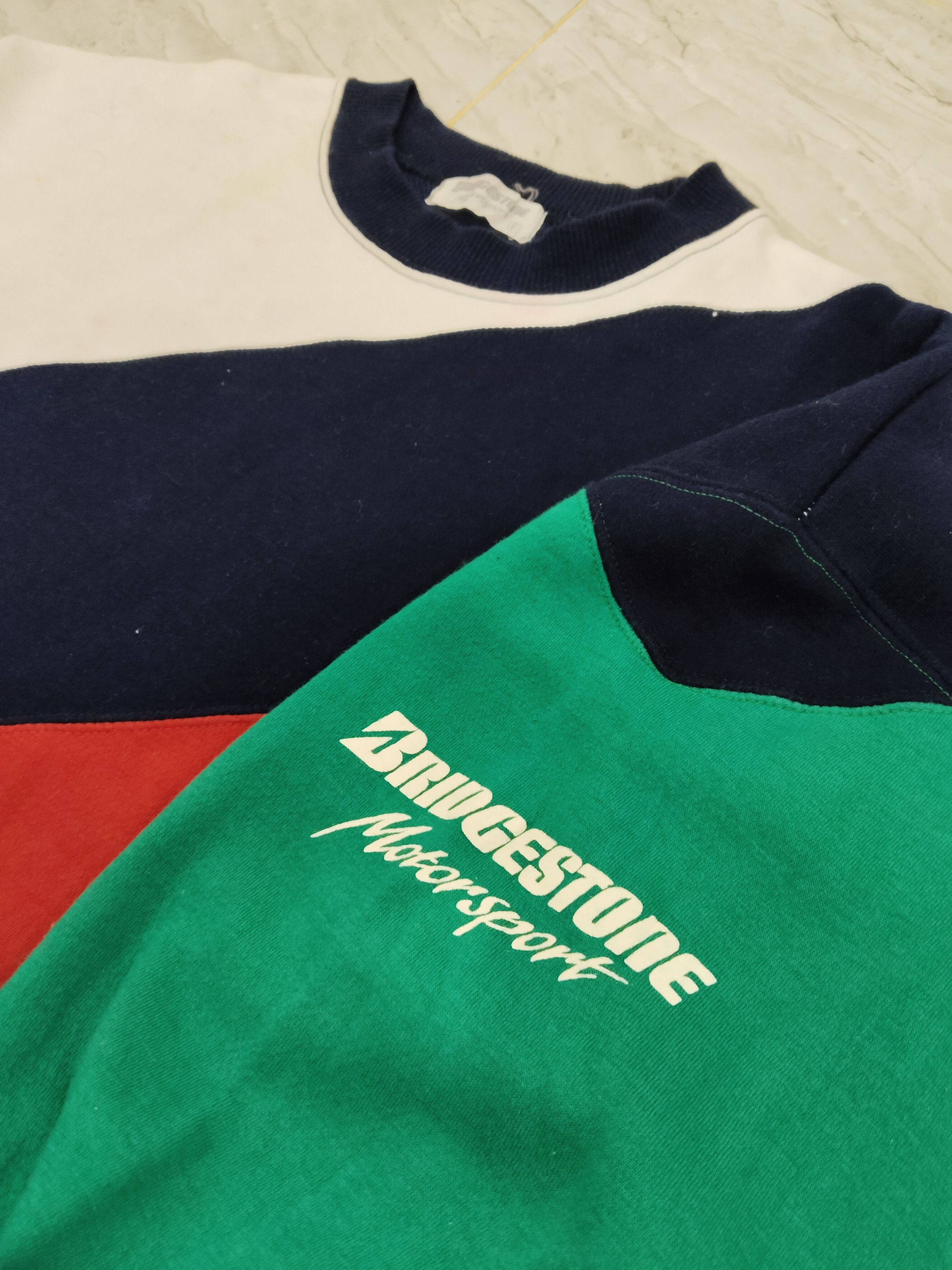 Vintage Vintage 90s Bridgestone Motorsport Racing Sweatshirt Size US L / EU 52-54 / 3 - 3 Thumbnail