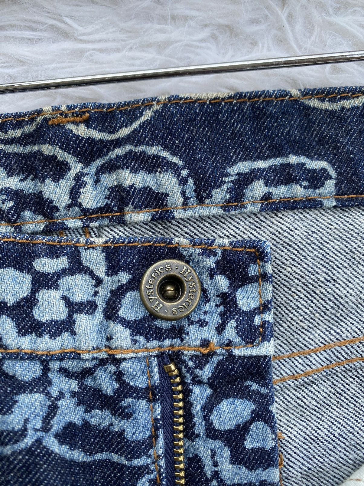 Hysteric Glamour Rare Vintage Hysteric Glamour Skulls All Over Jean/ Denim Size US 29 - 11 Thumbnail