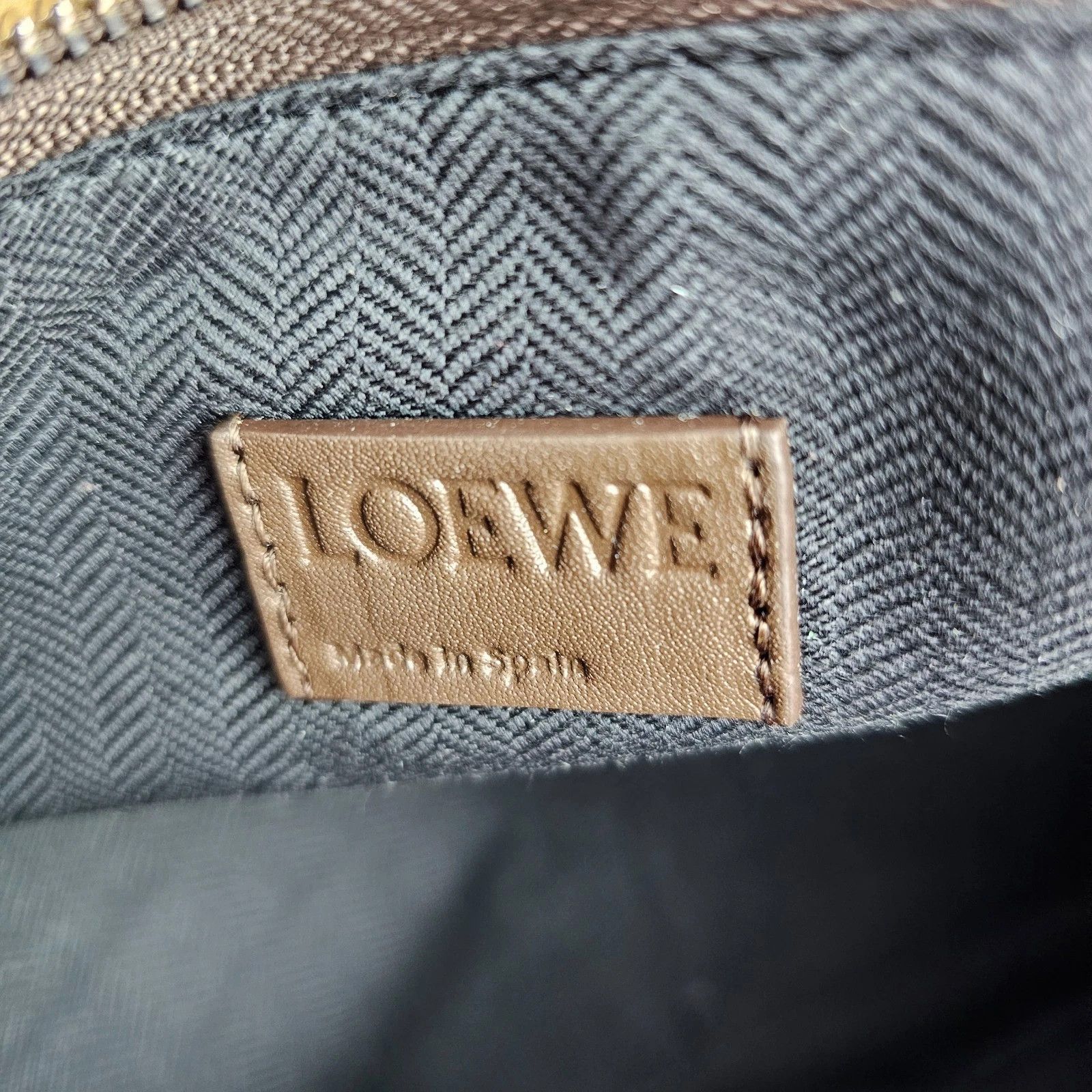 Loewe LOEWE Puzzle Large Edge Dark Cigar Leather Handbag Size ONE SIZE - 5 Thumbnail