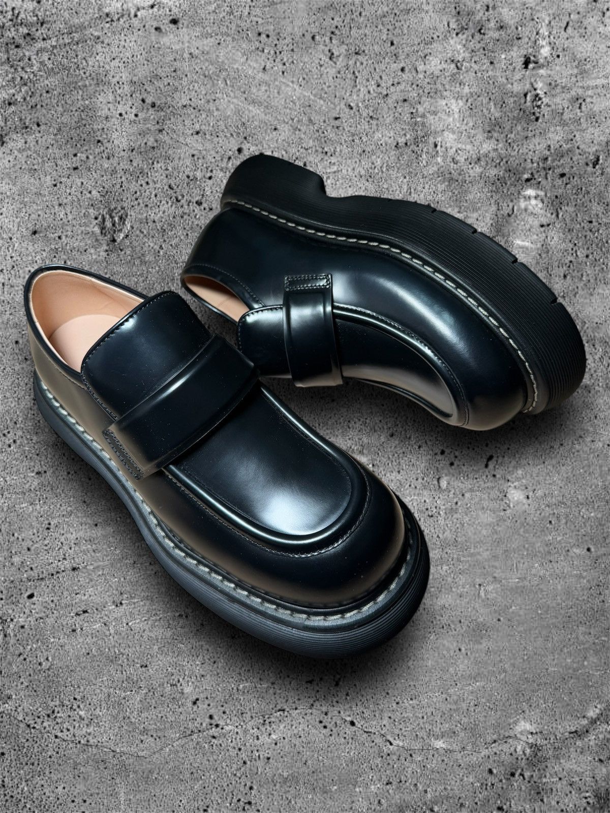 Bottega Veneta BOTTEGA VENETA “SWELL LOAFER IN OSAKA SHINY CALFSKIN” Size US 9 / EU 42 - 2 Thumbnail