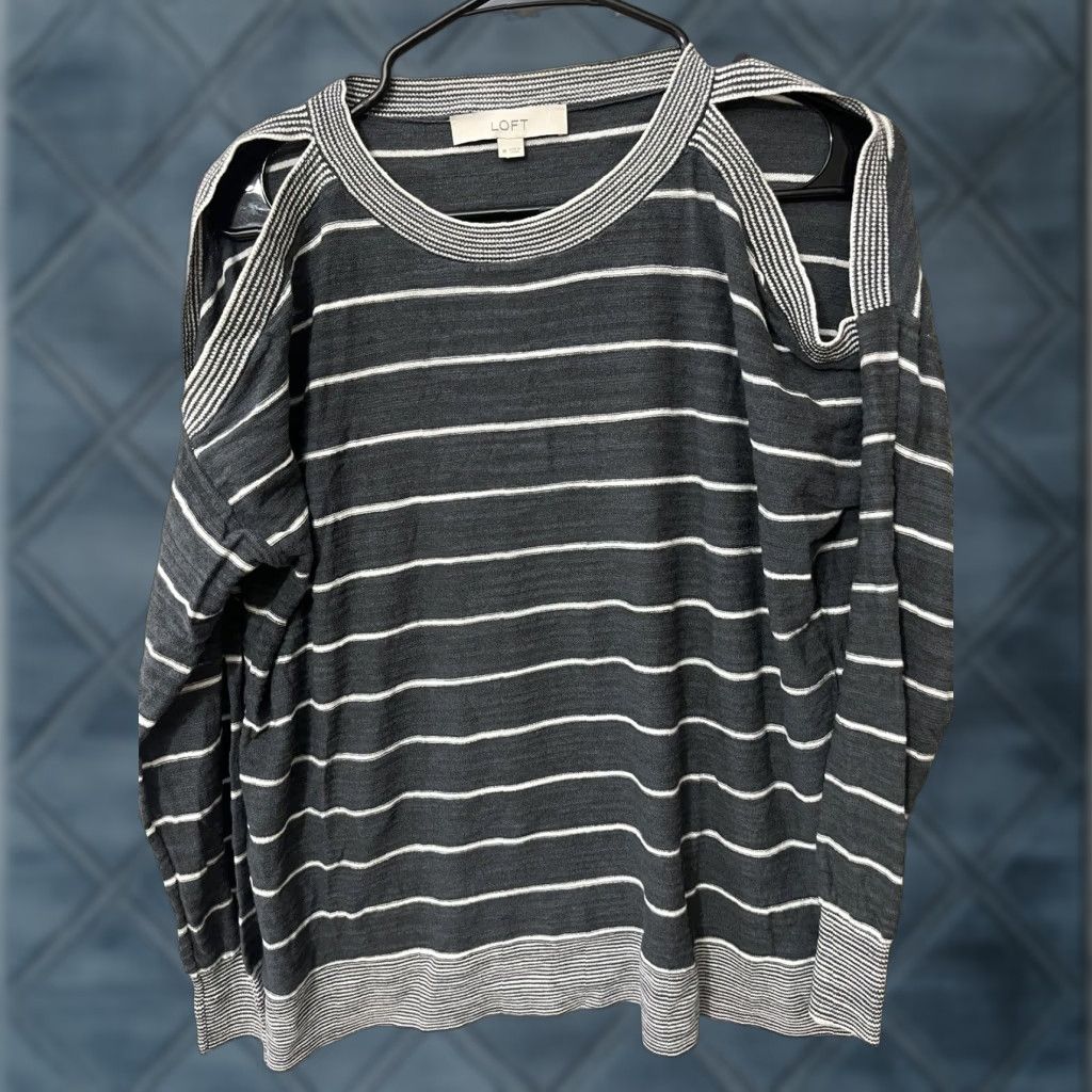 Loft VINTAGE LOFT Sweater Shirt Womens Gray Cold Shoulder Long Sleeve Pullover M Knit 100% Cotton Cardigan Classic Women Size M / US 6-8 / IT 42-44 - 1 Thumbnail
