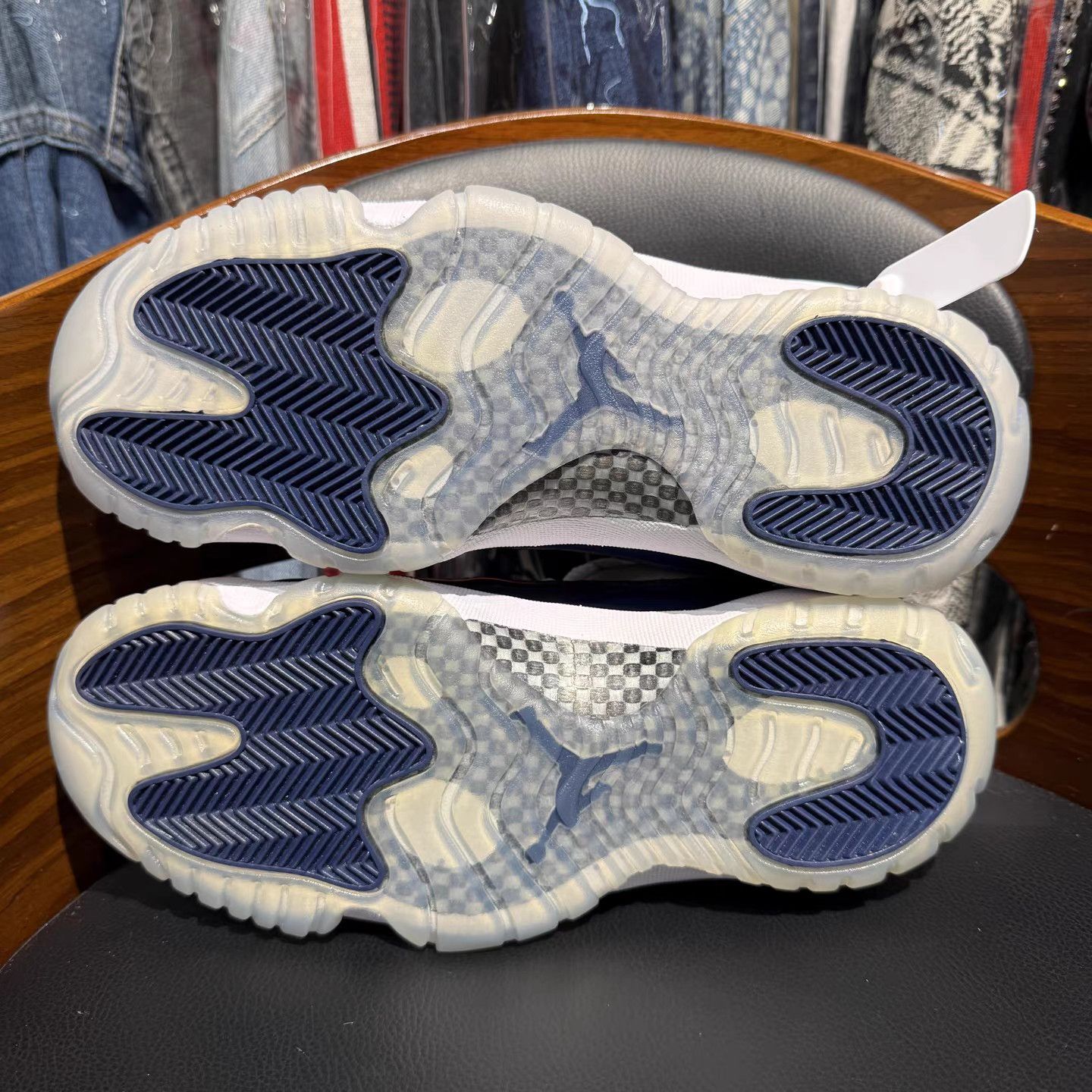 Nike Air Jordan 11 Georgetown White & Blue K15 Size US 8 / EU 41 - 8 Thumbnail