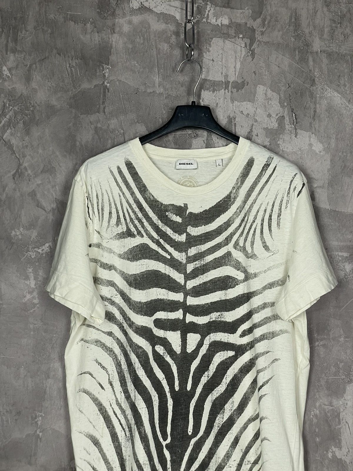 Diesel × Vintage DIESEL AVANT GARDE ZEBRA Y2K CRAZY OVERPRINT SPELL LOGO Tee🦓 Size US L / EU 52-54 / 3 - 2 Thumbnail
