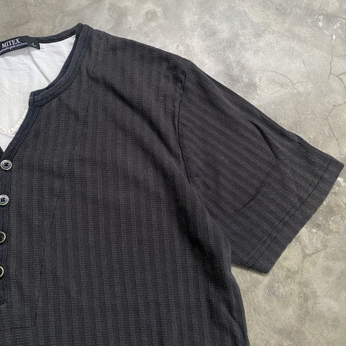 If Six Was Nine 2000s Miltex Vkei Style Double Layer Half Button T-Shirt Size US M / EU 48-50 / 2 - 5 Thumbnail
