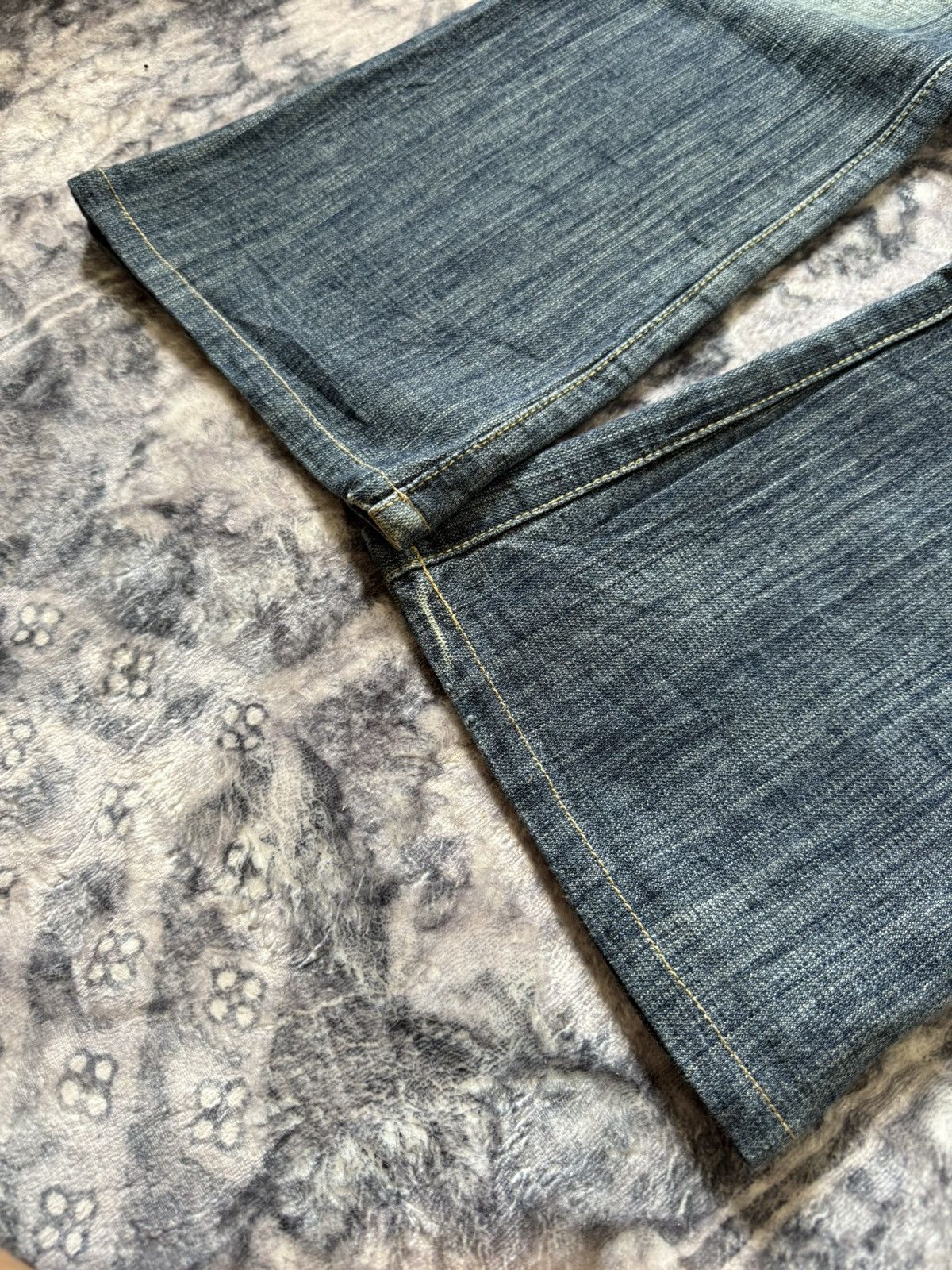 Diesel Vintage Diesel Boro Weave Distressed Flared Jeans Size US 29 - 12 Thumbnail