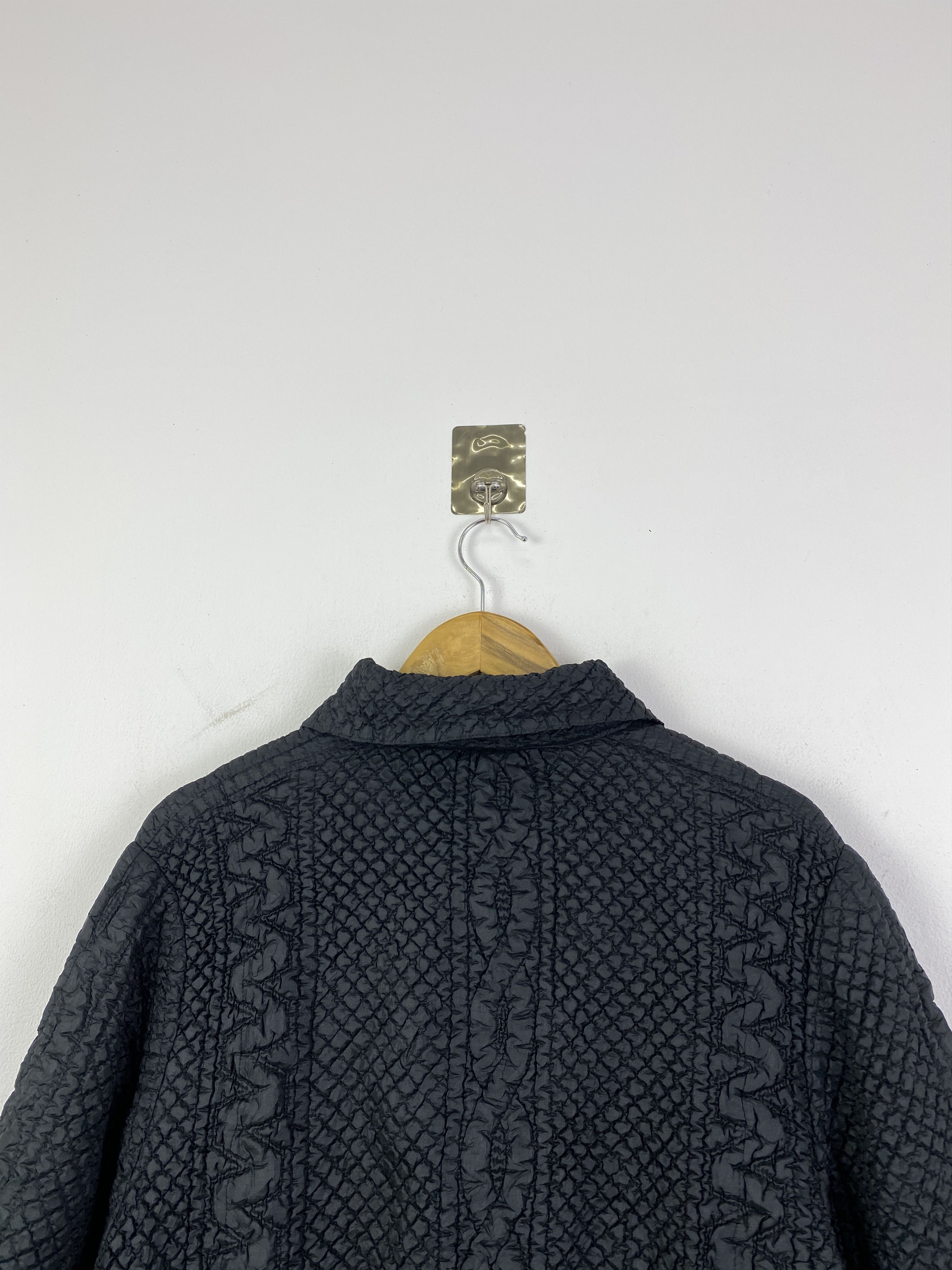 Japanese Brand Vintage Japanese Textured Smocked Quilted Jacket JA0226 Size US M / EU 48-50 / 2 - 4 Thumbnail
