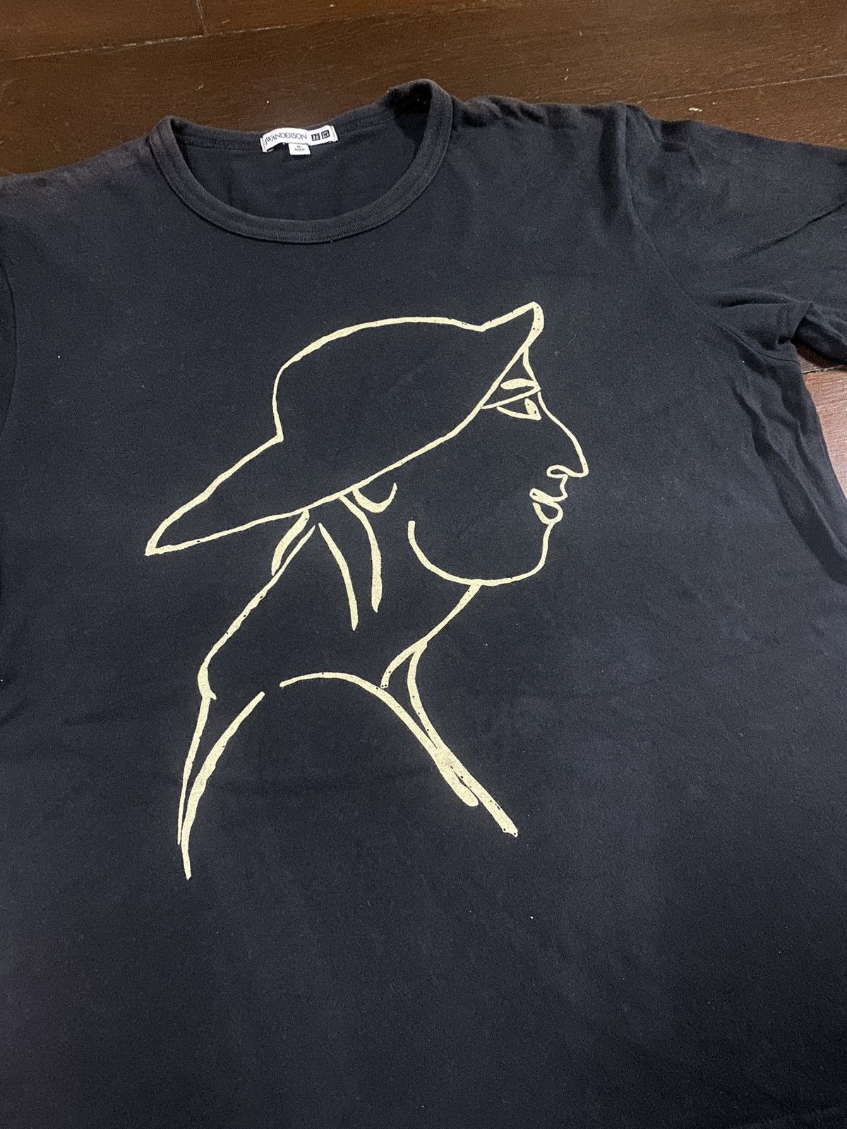JW Anderson × Japanese Brand × Uniqlo Vintage Uniqlo x JW Anderson Graphic T-shirt Size US M / EU 48-50 / 2 - 1 Thumbnail