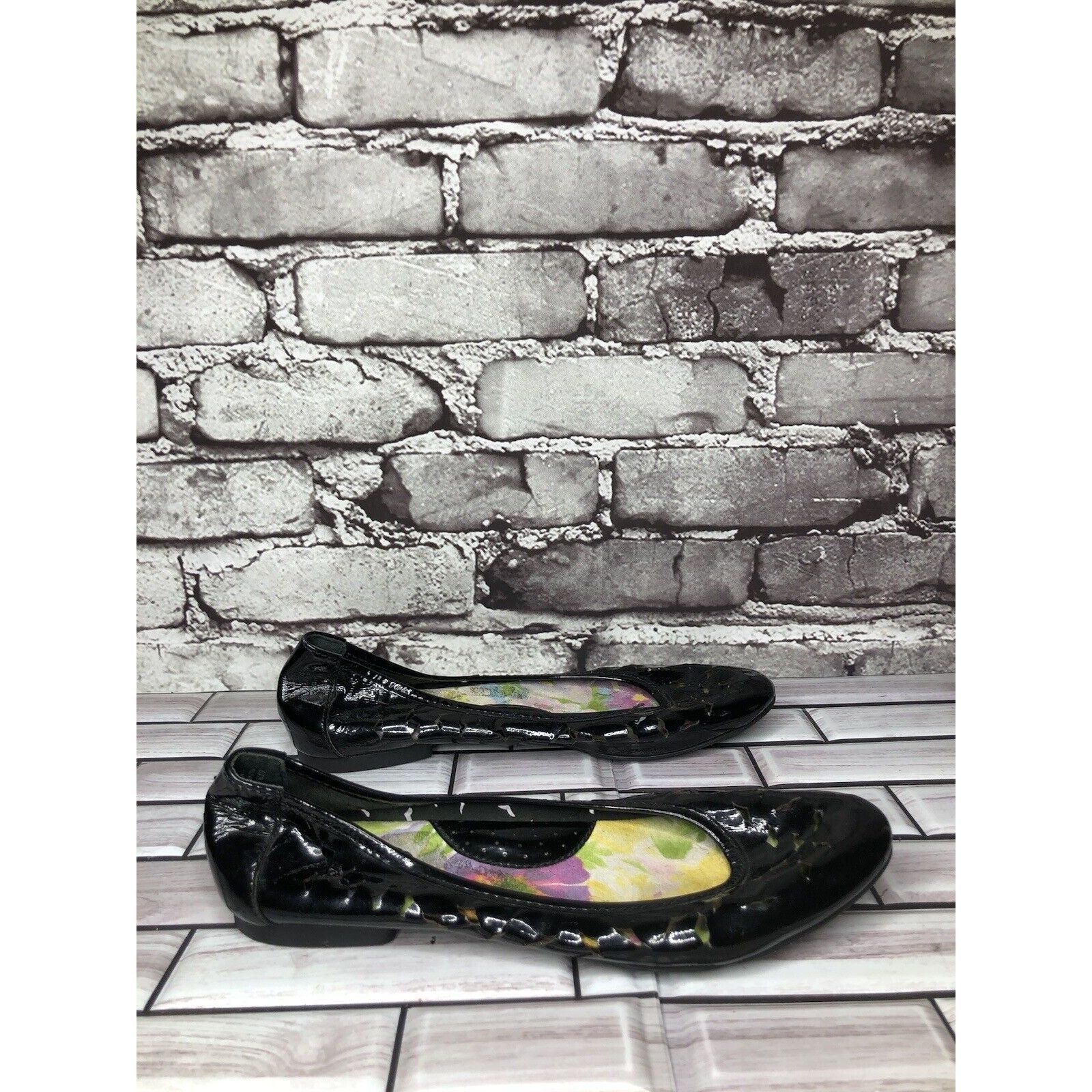 Born Born Black Patent Leather Perforated Ballet Flats Shoes Wome Size US 6 / IT 36 - 19 Thumbnail
