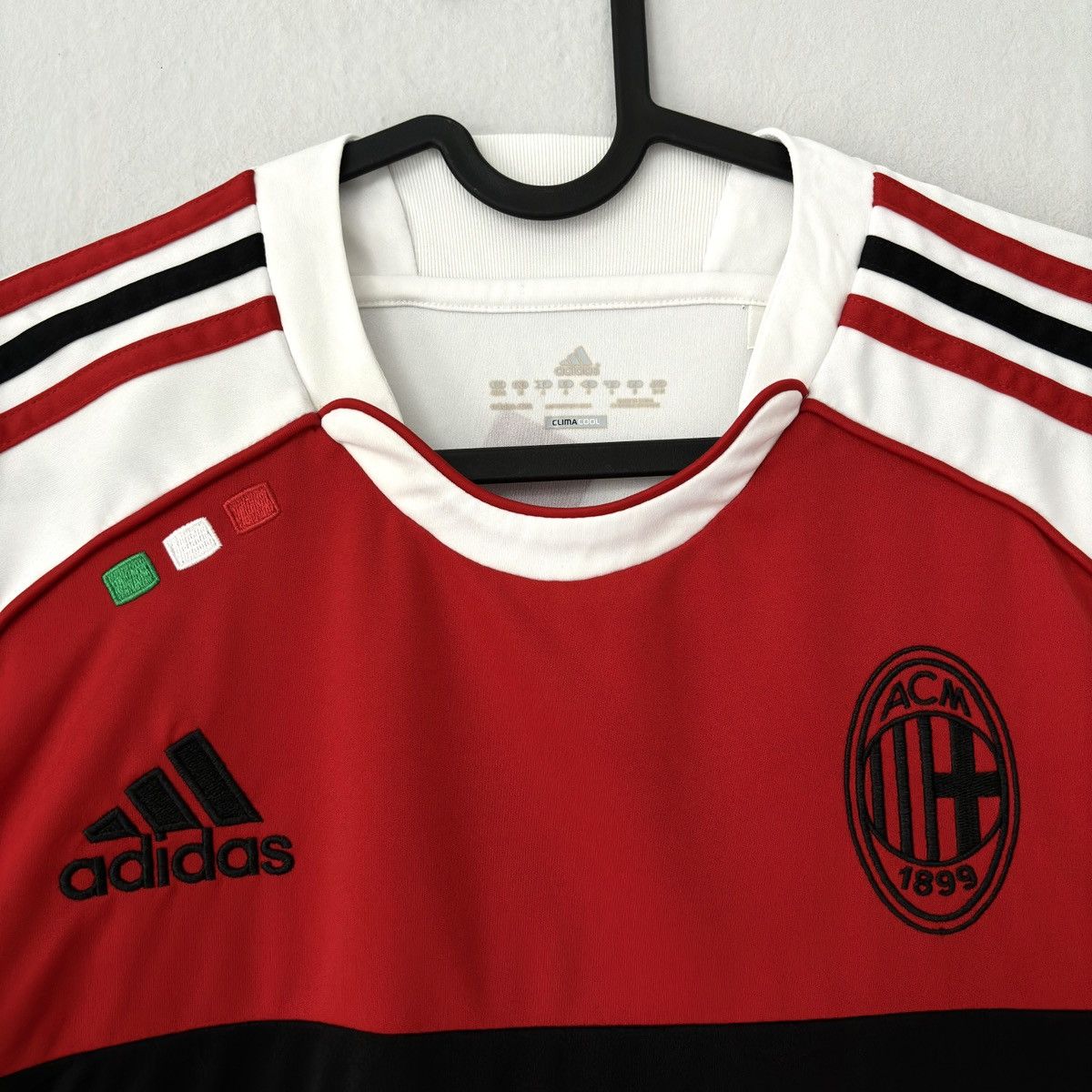Adidas × Vintage 2011 2012 AC Milan Training Pre Match Home Kit Soccer Jersey Size US M / EU 48-50 / 2 - 3 Thumbnail