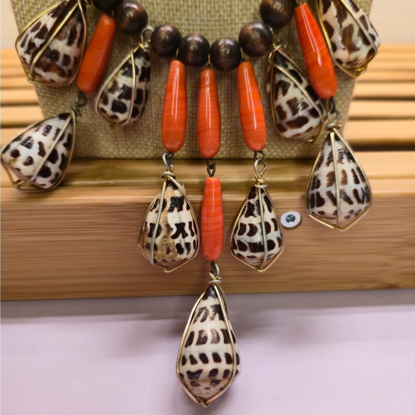Vintage Vintage Chunky Statement Necklace Tiger Cone Shell Fringe Size ONE SIZE - 11 Thumbnail