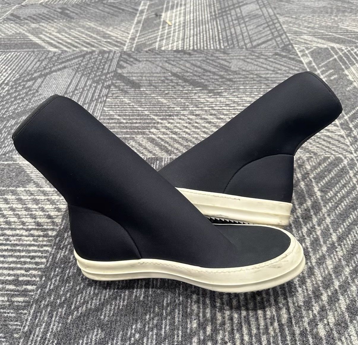 Rick Owens Rick Owens Neoprene Sock Ankle Boots J42 Size US 8 / EU 41 - 5 Thumbnail