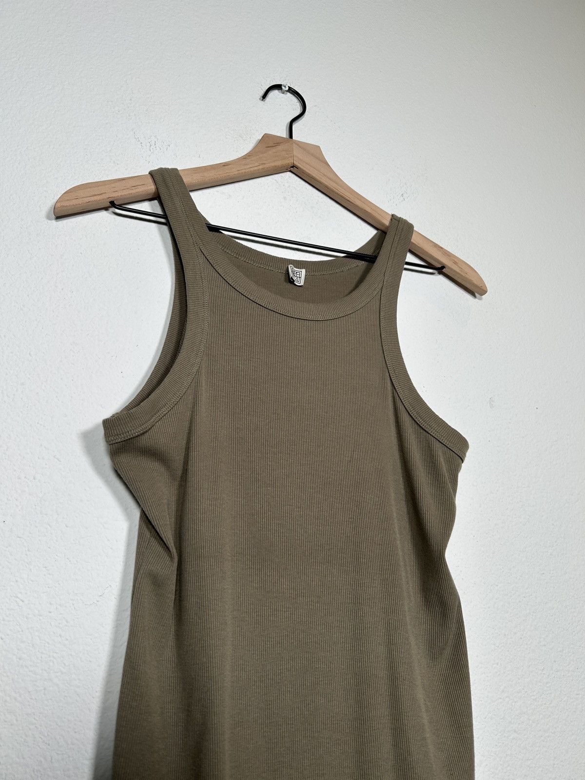Toteme Ribbed Knit Tank Top Size M / US 6-8 / IT 42-44 - 2 Thumbnail