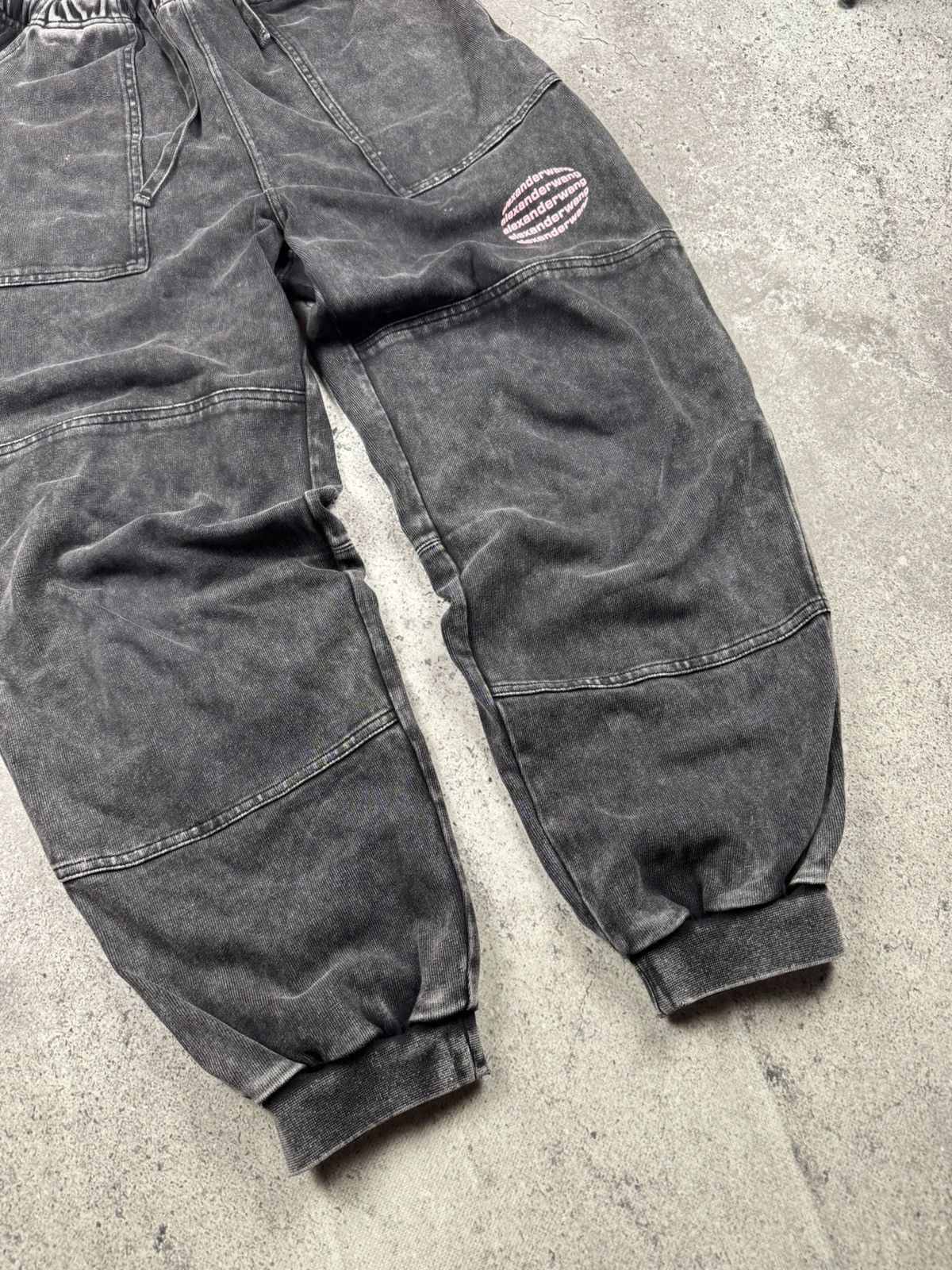 Alexander Wang Alexander Wang Baggy Sweatpants Gray carpenter sweatpants Size US 34 / EU 50 - 3 Thumbnail