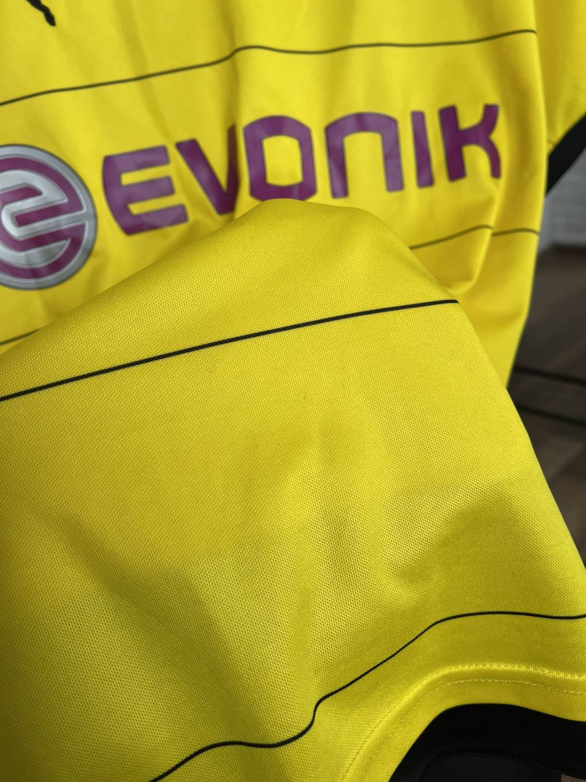 Puma 2015/2016 Puma Borussia Dortmund Soccer Jersey Shirt Size US XL / EU 56 / 4 - 18 Thumbnail