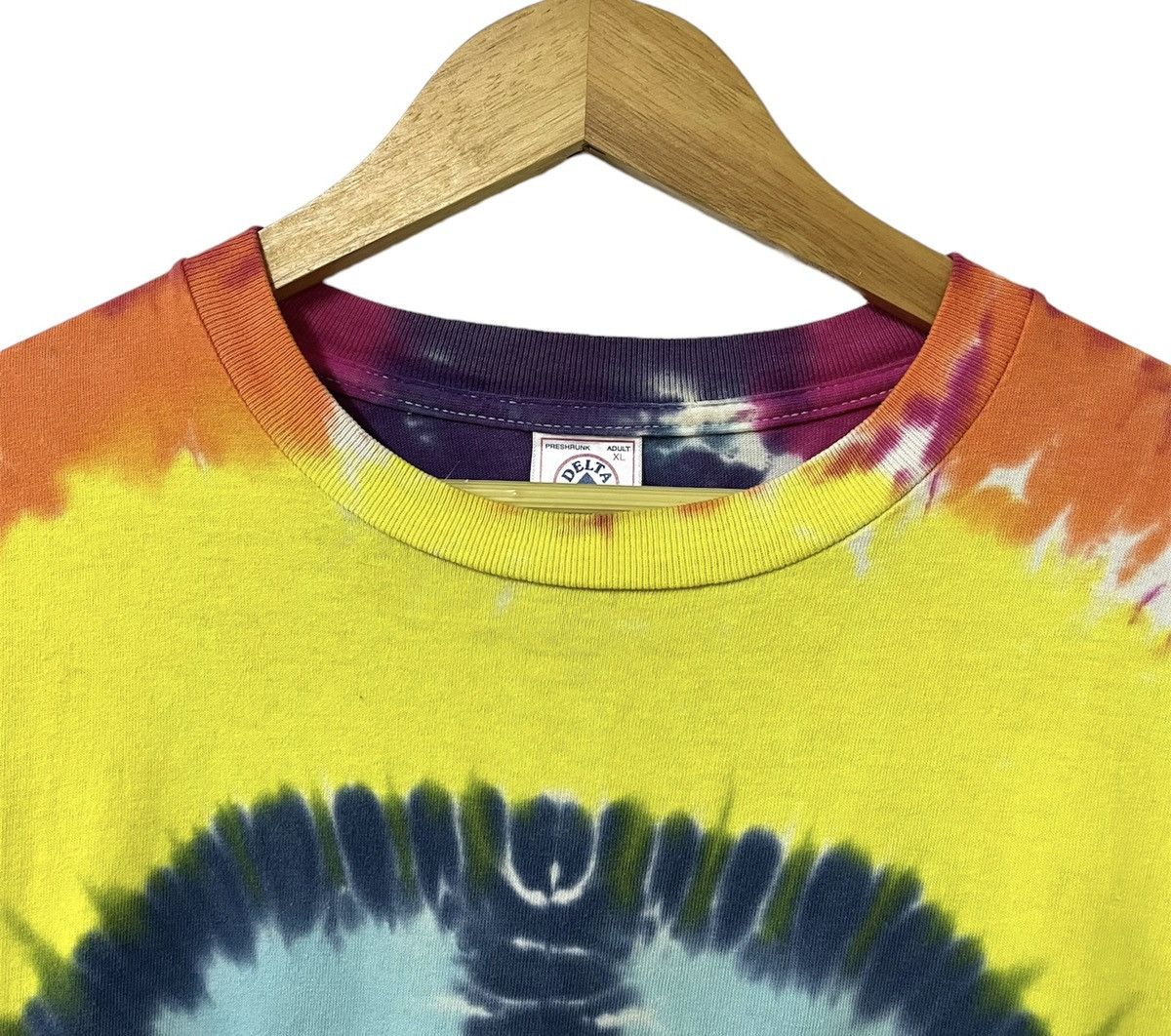 Vintage VINTAGE 00s PEACE SIGN HIPPIE TIE DYE JOHN LENNON SHIRT Size US XL / EU 56 / 4 - 5 Thumbnail