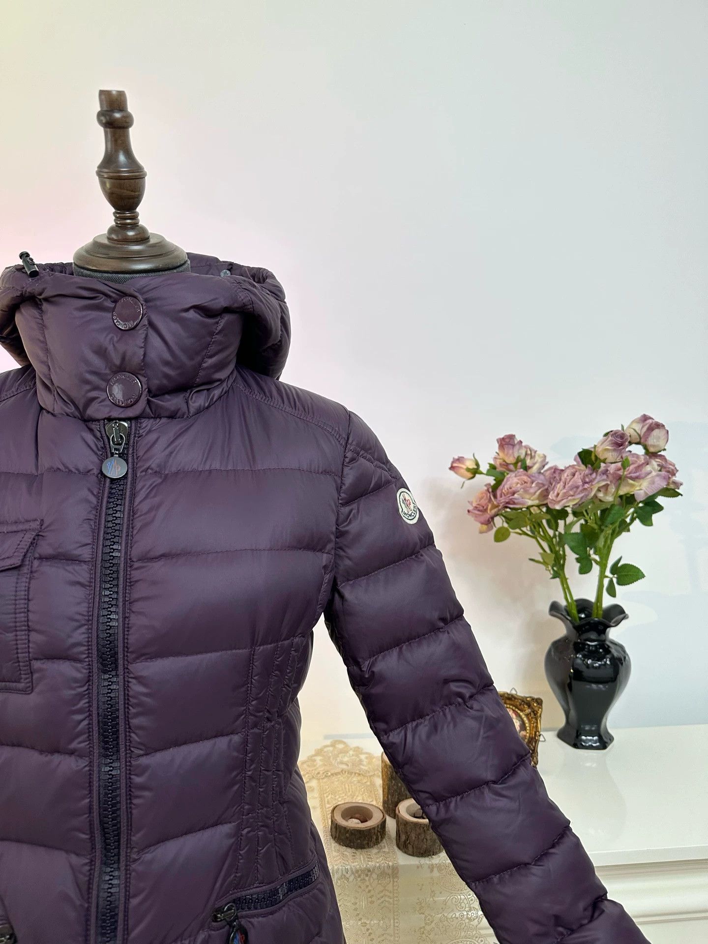 Moncler MONCLER women's deep purple slim down puffer jacket Size XS / US 0-2 / IT 36-38 - 5 Thumbnail