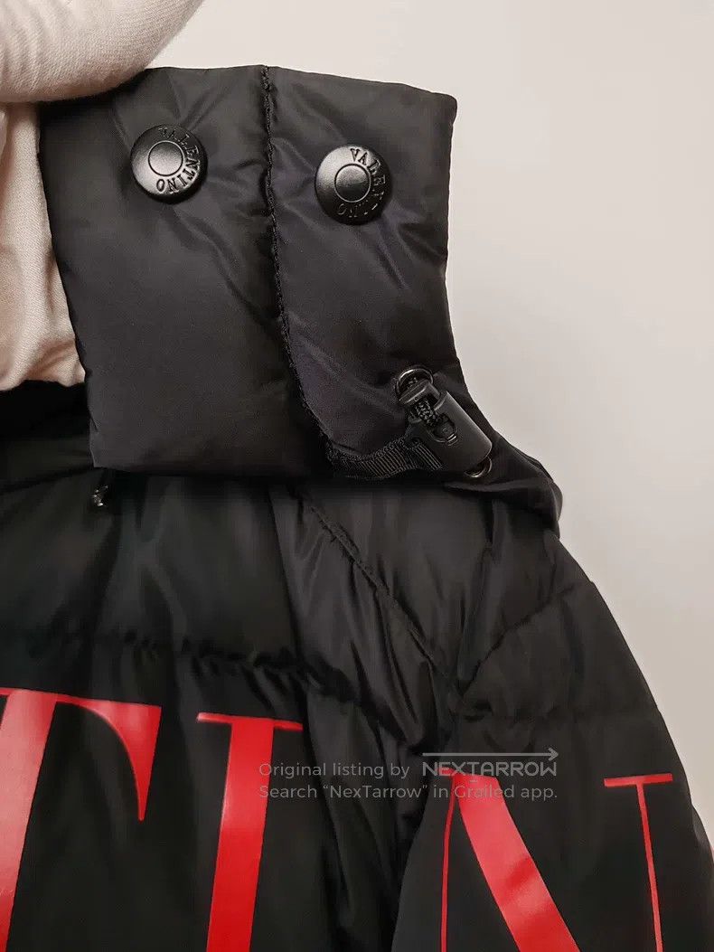 Valentino Valentino Down jacket with printed logos Size US M / EU 48-50 / 2 - 6 Thumbnail