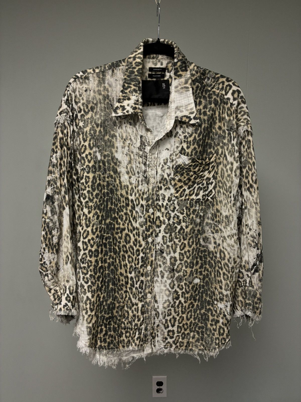 R13 Shredded Seam Drop Neck Shirt Leopard XS Size XS / US 0-2 / IT 36-38 - 6 Thumbnail