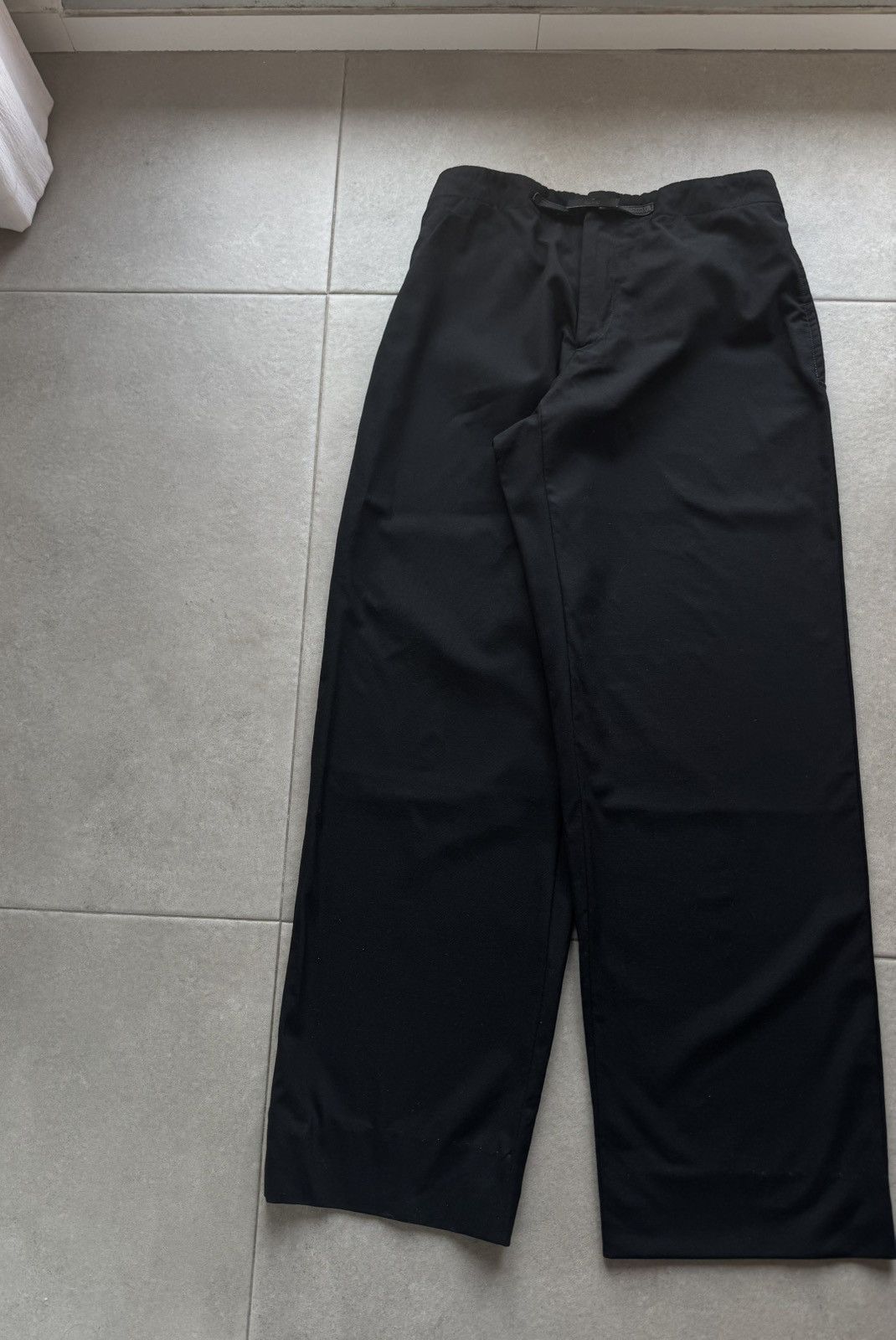 Gucci Gucci Belted Vintage Women’s 42 IT Size Black Wide Leg Classic Pants Trousers Size 28" / US 6 / IT 42 - 2 Thumbnail