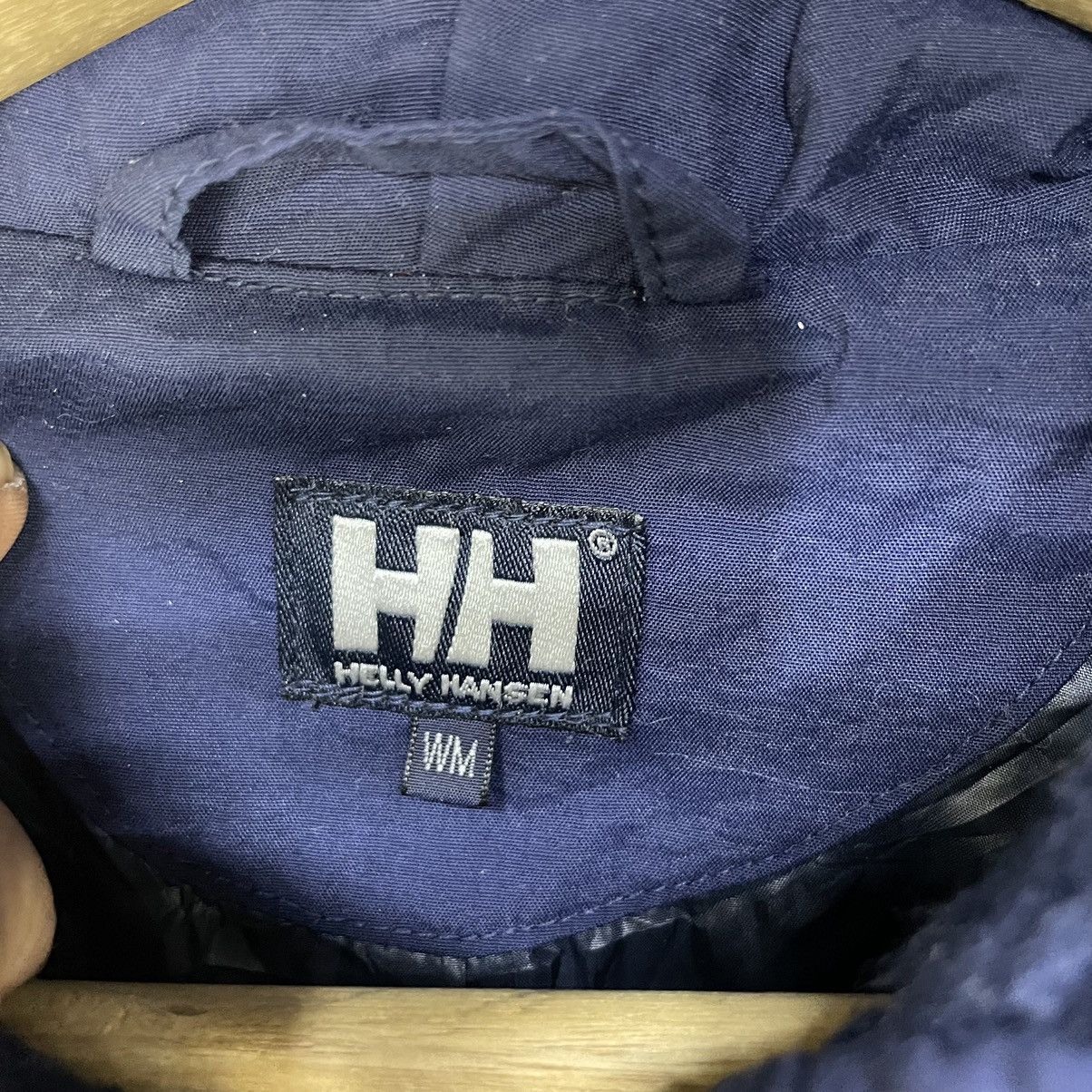 Helly Hansen Japanese Brand Helly Hansen Deep Pile Hooded Jacket Size M / US 6-8 / IT 42-44 - 4 Thumbnail