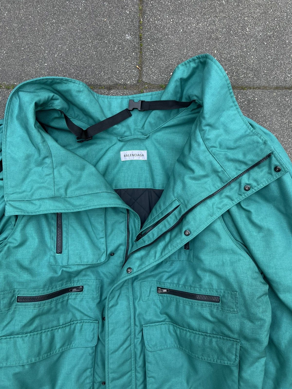 Balenciaga Balenciaga aw19 runway sample off shoulder swing cargo parka Size US XL / EU 56 / 4 - 4 Thumbnail