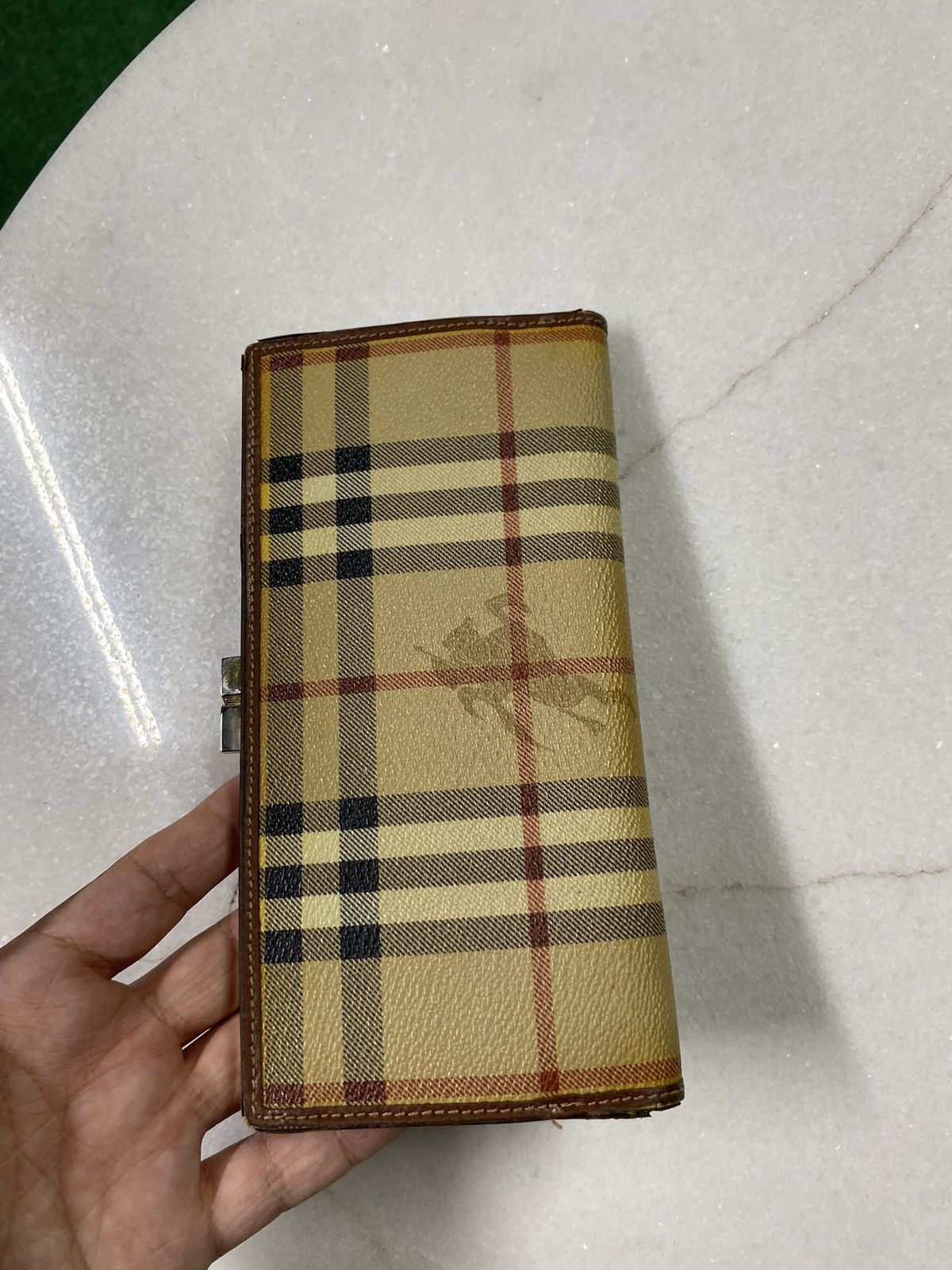 Burberry Burberry Womens Long Plaid Wallet Preowned Size ONE SIZE - 3 Thumbnail