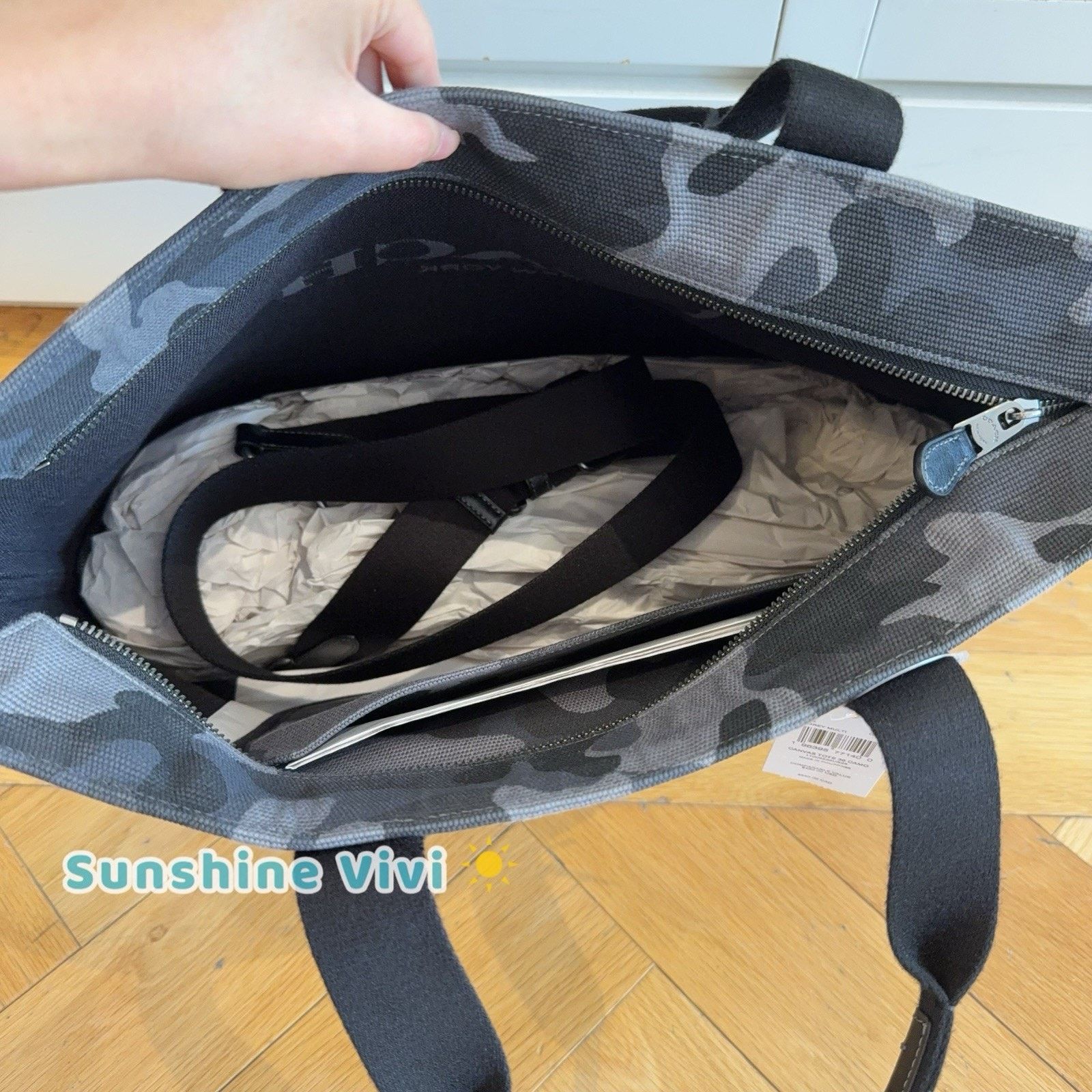 Coach NWT Coach Tote 38 Gunmetal Grey Camo CY805 w/ Shoulder Strap Size ONE SIZE - 5 Thumbnail