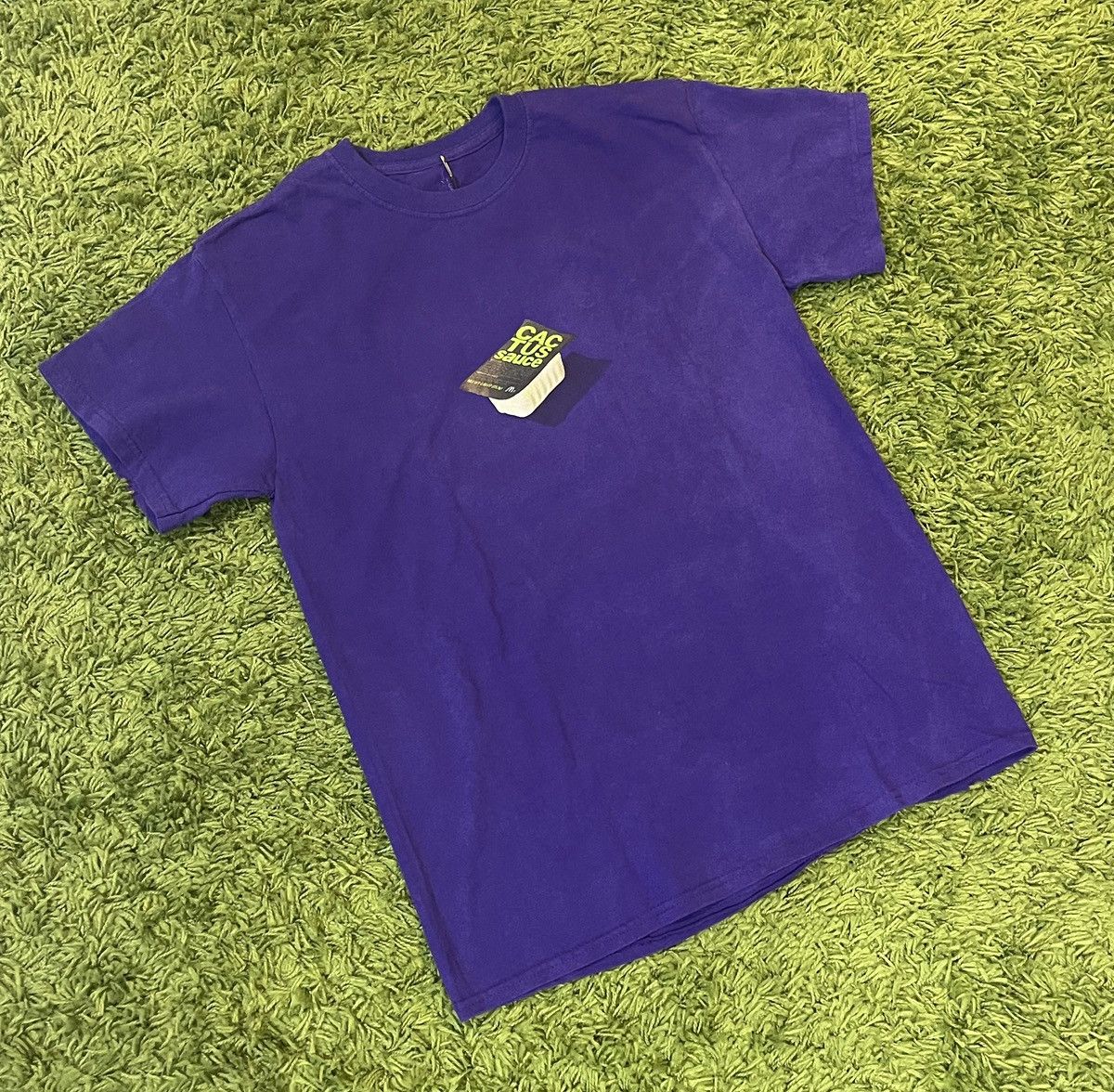 Travis Scott Travis Scott McDonald’s Cactus Sauce Brand New Size Small Size US S / EU 44-46 / 1 - 1 Thumbnail