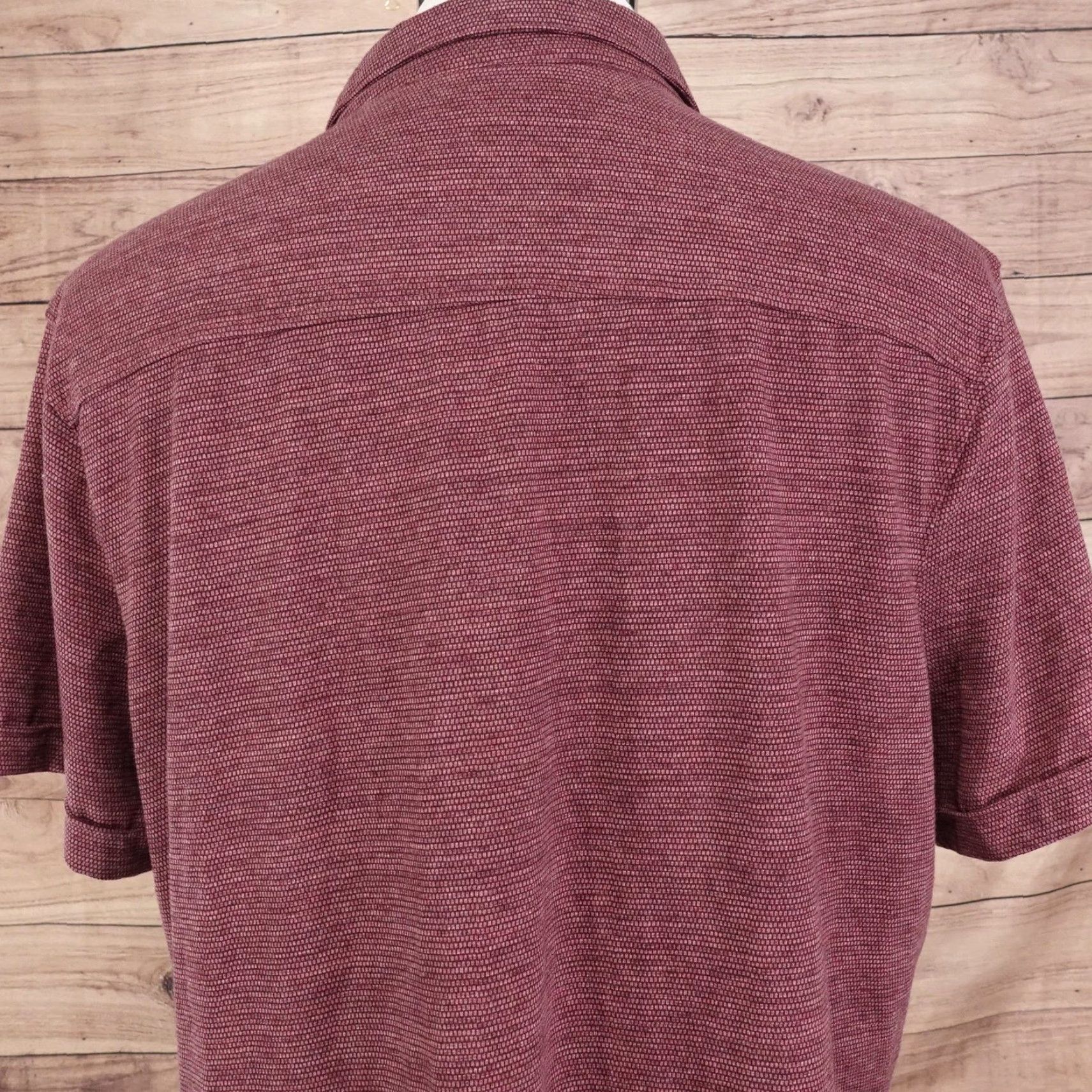 Apt. 9 APT 9 Shirt Mens 2XL Red Textured Knit Short Sleeve Button Front Collared Shirt Size US XXL / EU 58 / 5 - 5 Thumbnail