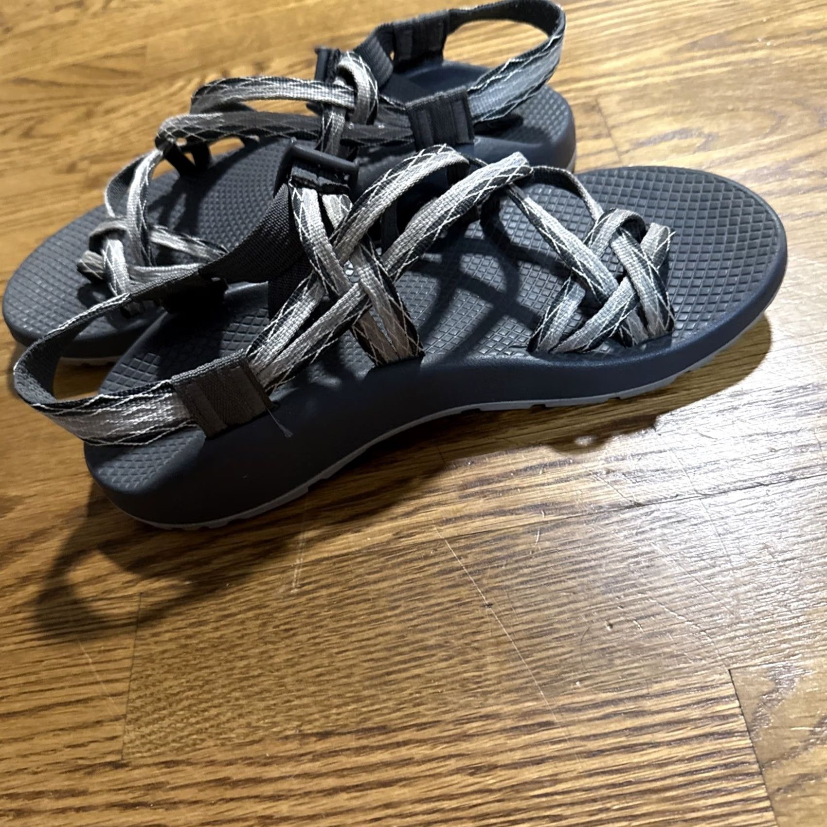 Chaco Chaco ZX/2 Z/X2 Classic Apex Gray Comfort Sandals Women Size 9 Gray Strappy Sandal Hiking Gorpcore Size US 9 / IT 39 - 5 Thumbnail