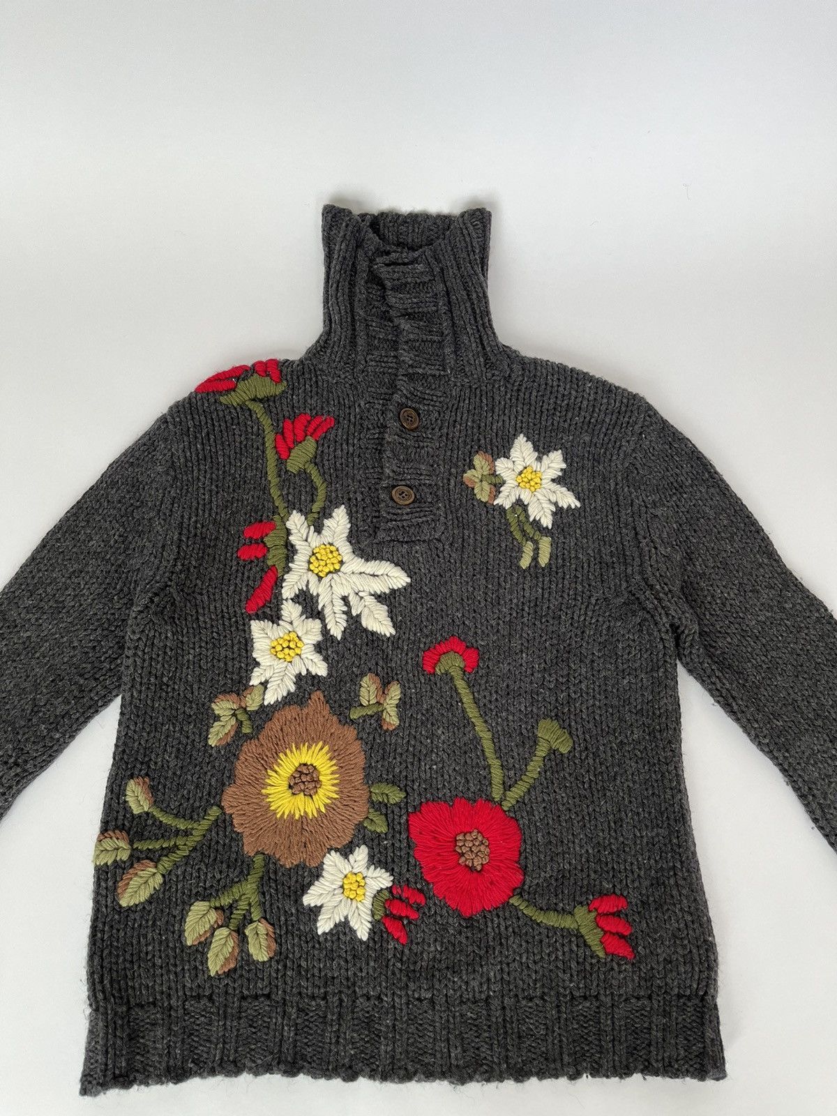 Dolce & Gabbana thick flower embroidered turtleneck Size US L / EU 52-54 / 3 - 1 Thumbnail